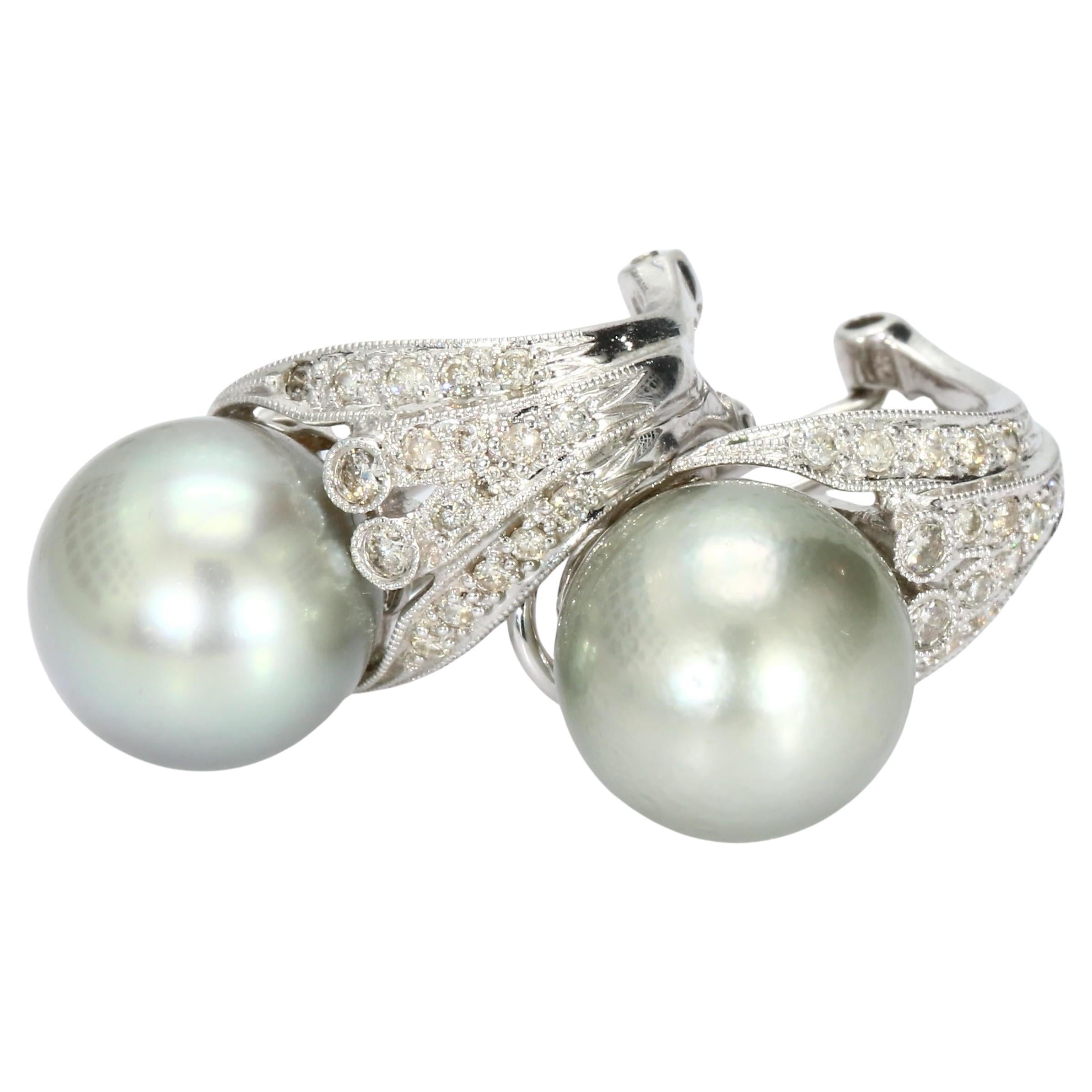 14k White Gold 11mm Gray/Green Pearl Earrings with Abstract Diamond Setting