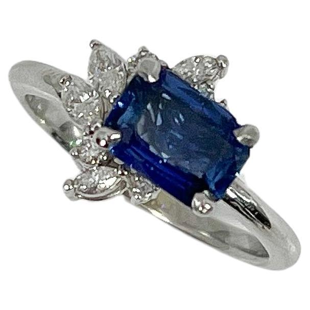 14K White Gold 1.21 Ct Sapphire and Diamond Fashion Ring For Sale