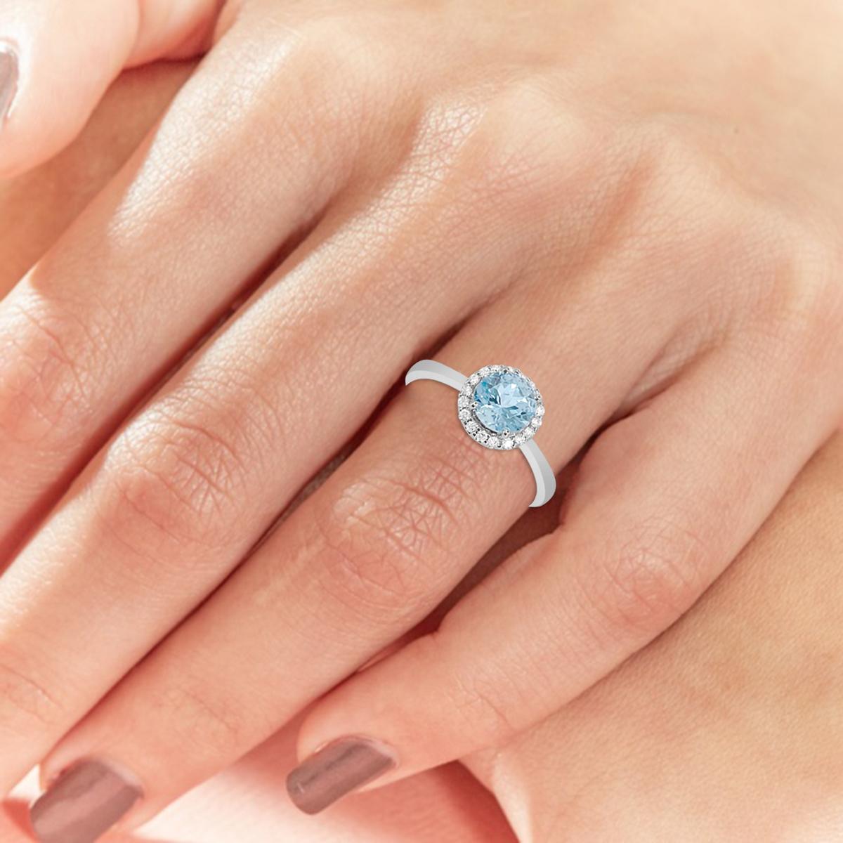 Oval Cut 14K White Gold 1.24cts Aquamarine and Diamond Ring, Style# TS1074AQR 21110/3 For Sale