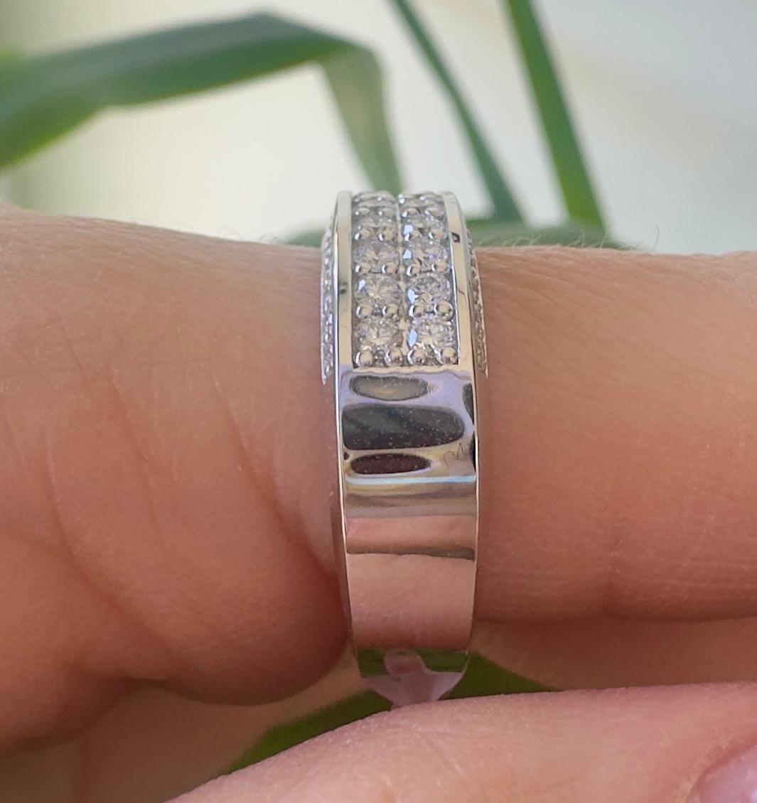 14K White Gold 1.25 CT Diamond Wedding Band in vendita 4