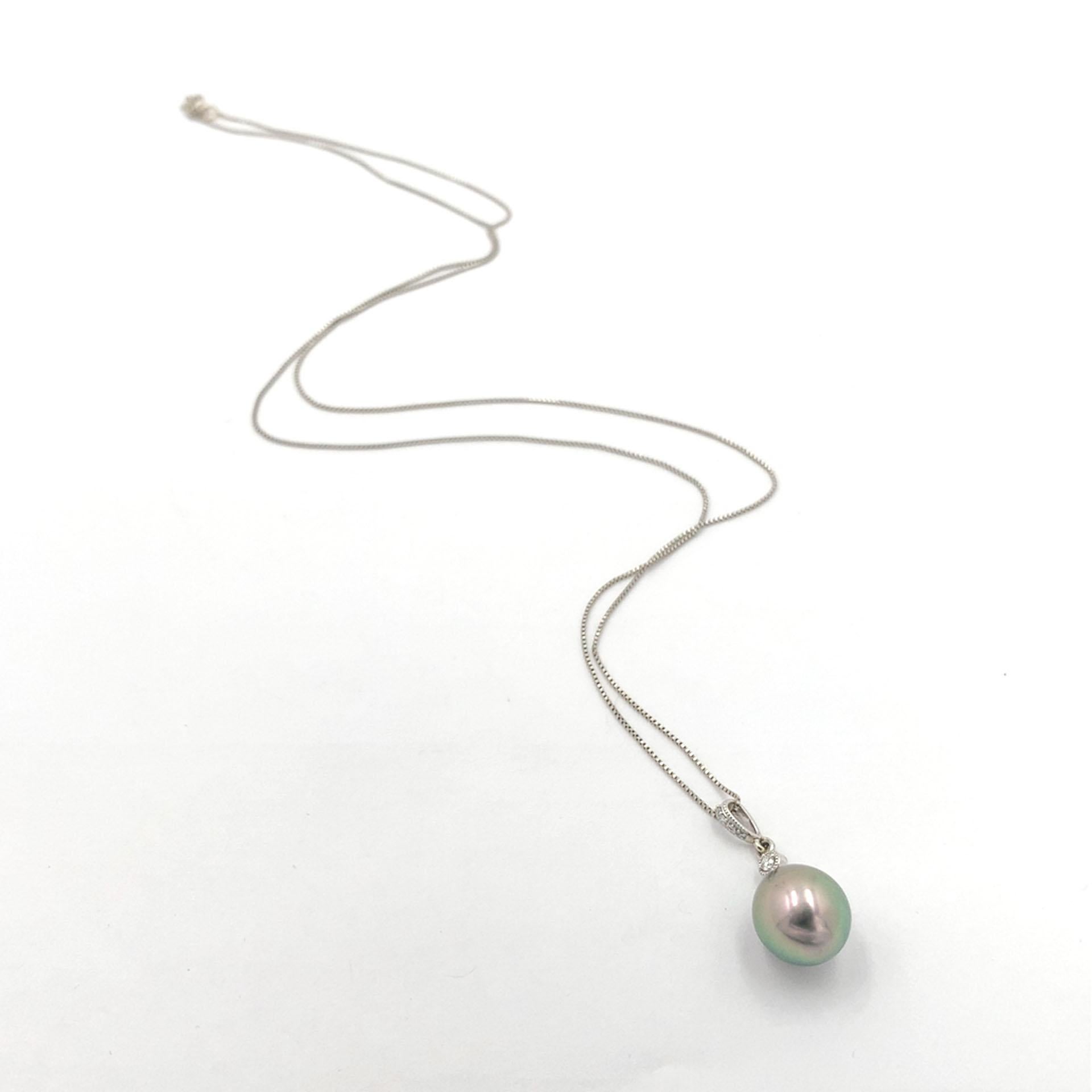 Round Cut 14K white gold 12.5mm Black Tahitian Pearl Pendant Peacock Color For Sale