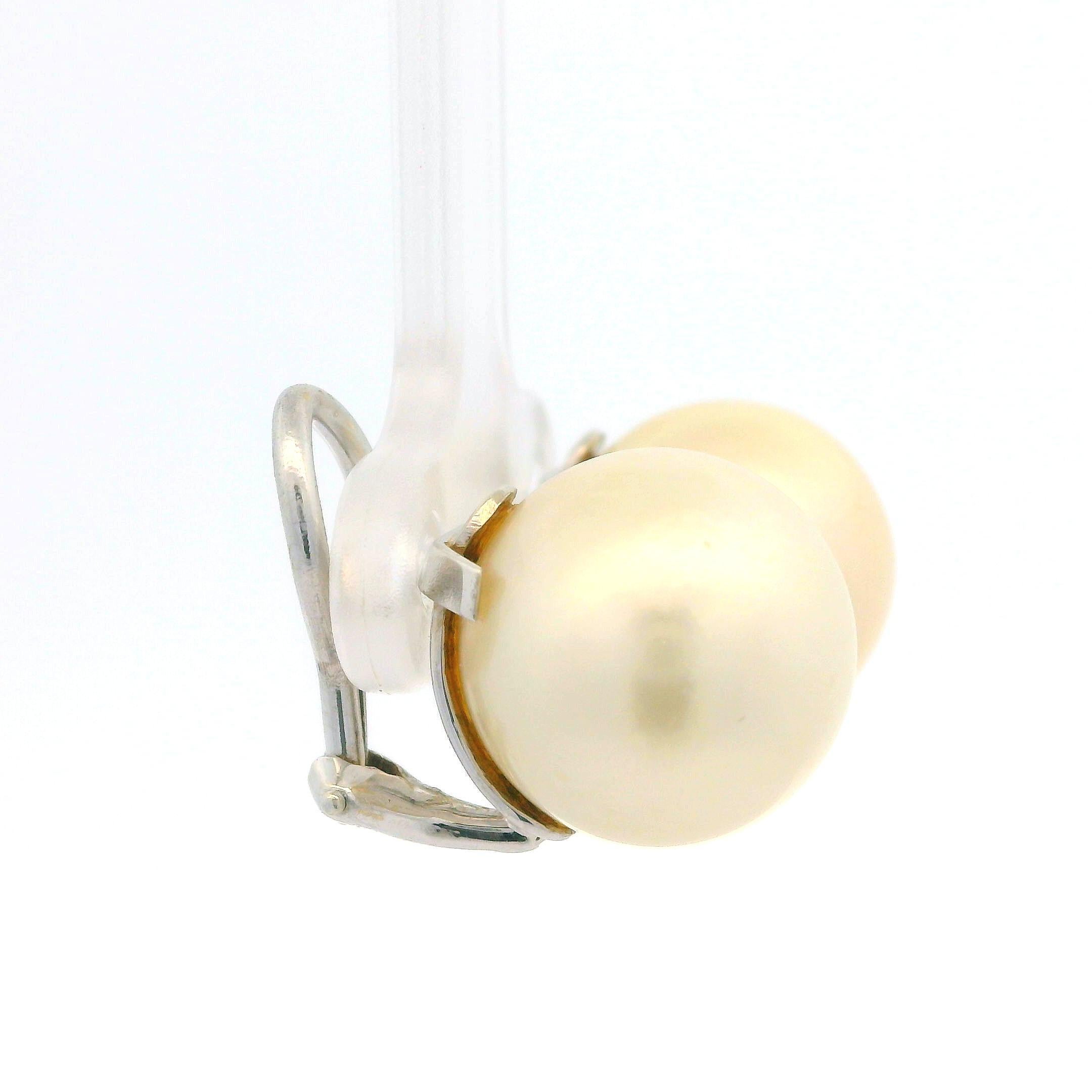 Pendientes de oro blanco de 14 quilates con clip de 12,9 mm de bonitas perlas grandes del Mar del Sur en venta 7