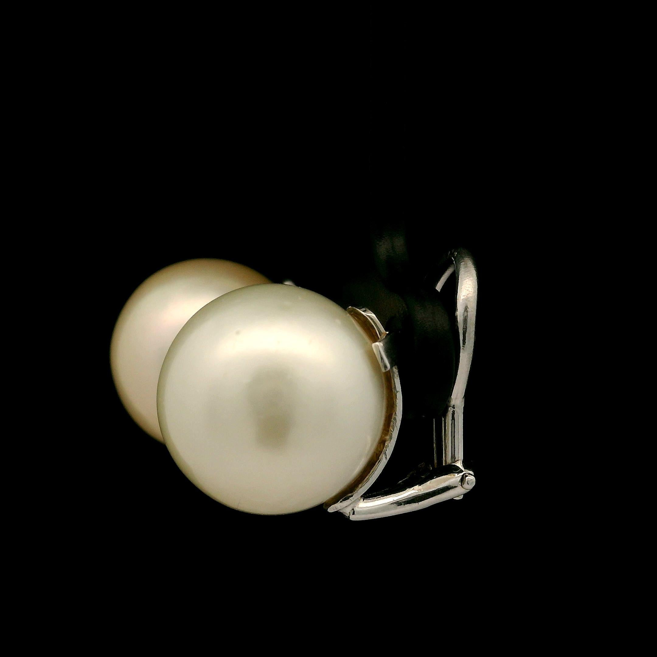 De las mujeres Pendientes de oro blanco de 14 quilates con clip de 12,9 mm de bonitas perlas grandes del Mar del Sur en venta