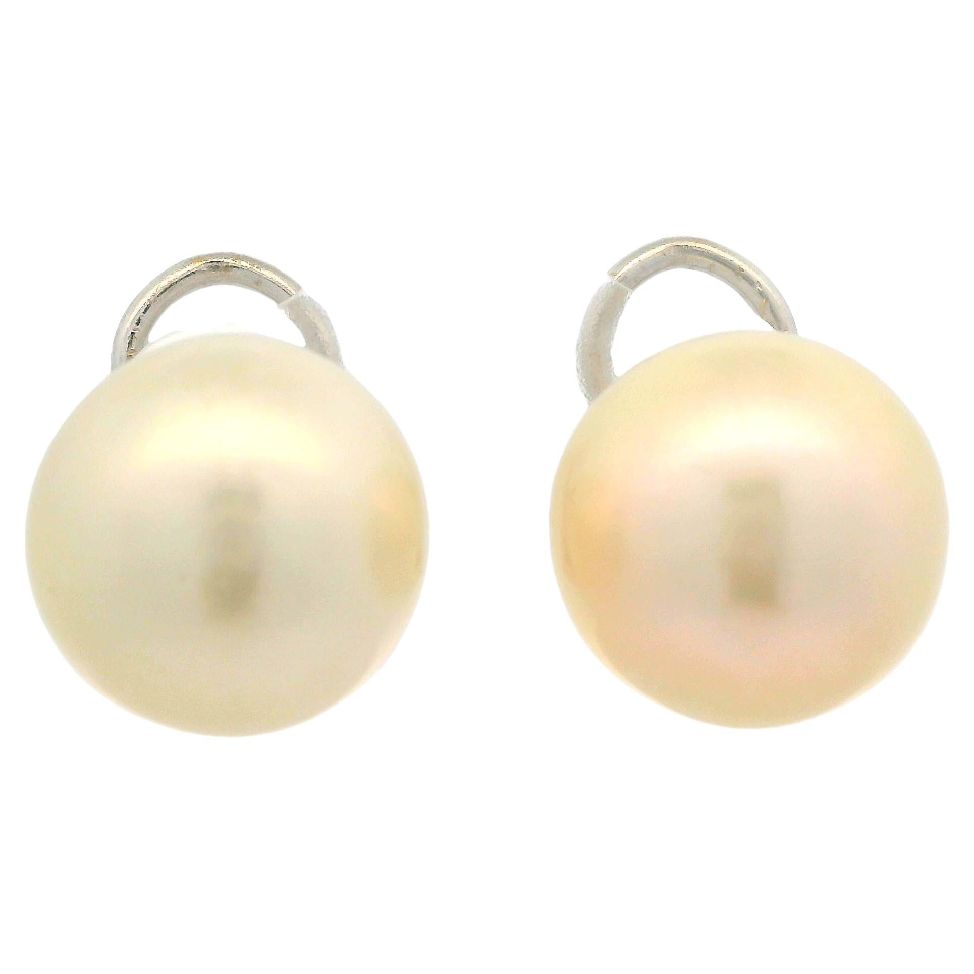 Pendientes de oro blanco de 14 quilates con clip de 12,9 mm de bonitas perlas grandes del Mar del Sur en venta