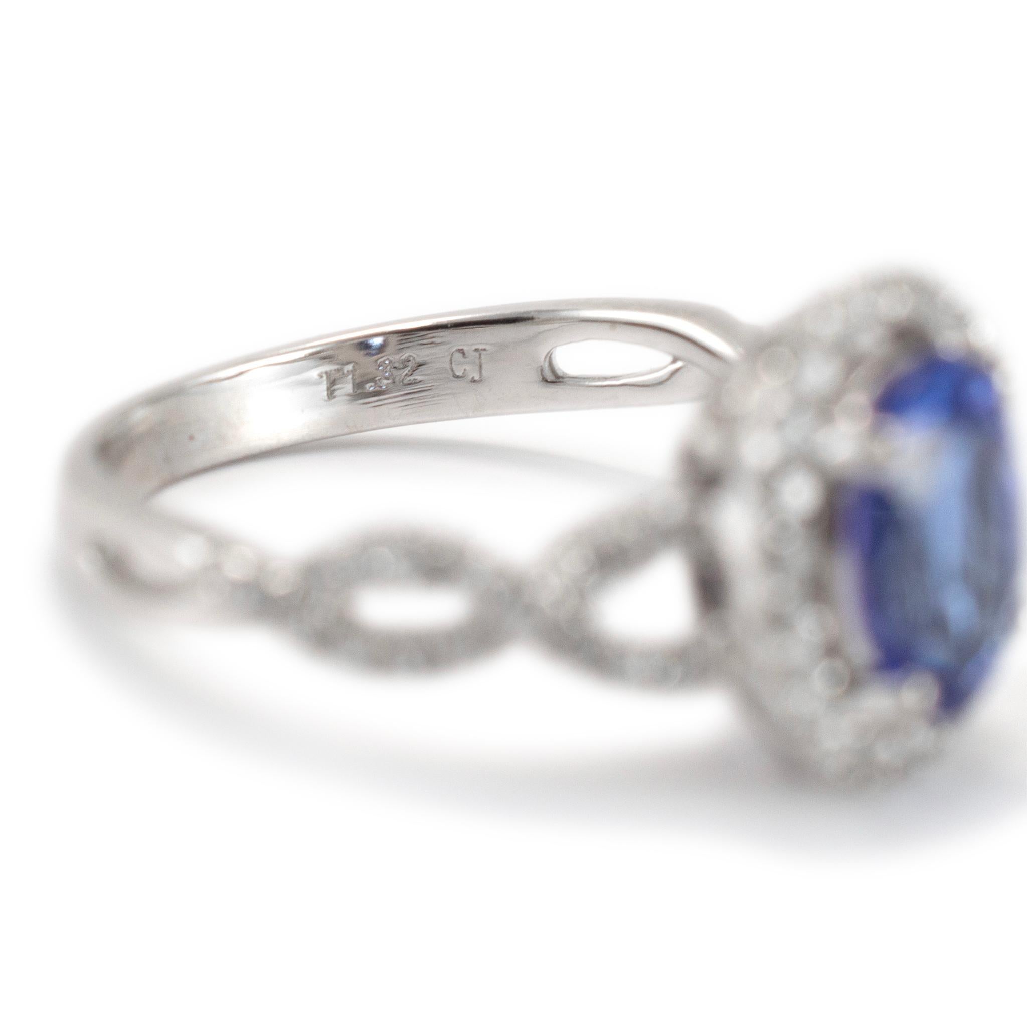 14K White Gold 1.32ct Tanzanite Halo Accented Diamond Cocktail Ring For Sale 1