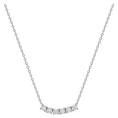 Collier incurvé à six pierres en or blanc 14 carats avec petit diamant rond de 1,5 carat