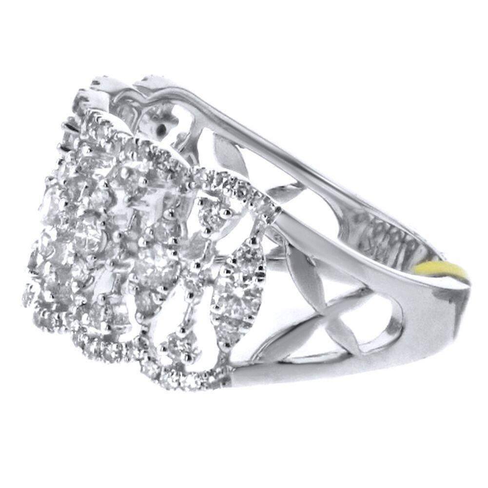 Metal Type: 14K Yellow Gold
Hallmark: 14K, Maker's Mark

Metal Finish: High Polish
Total Item Weight (g): 4.5
Gemstone: Diamond
Carat Total Weight: 0.85
Stone Shape: Single Cut
Color Grade: White Gold
Clarity Grade: Slightly Included