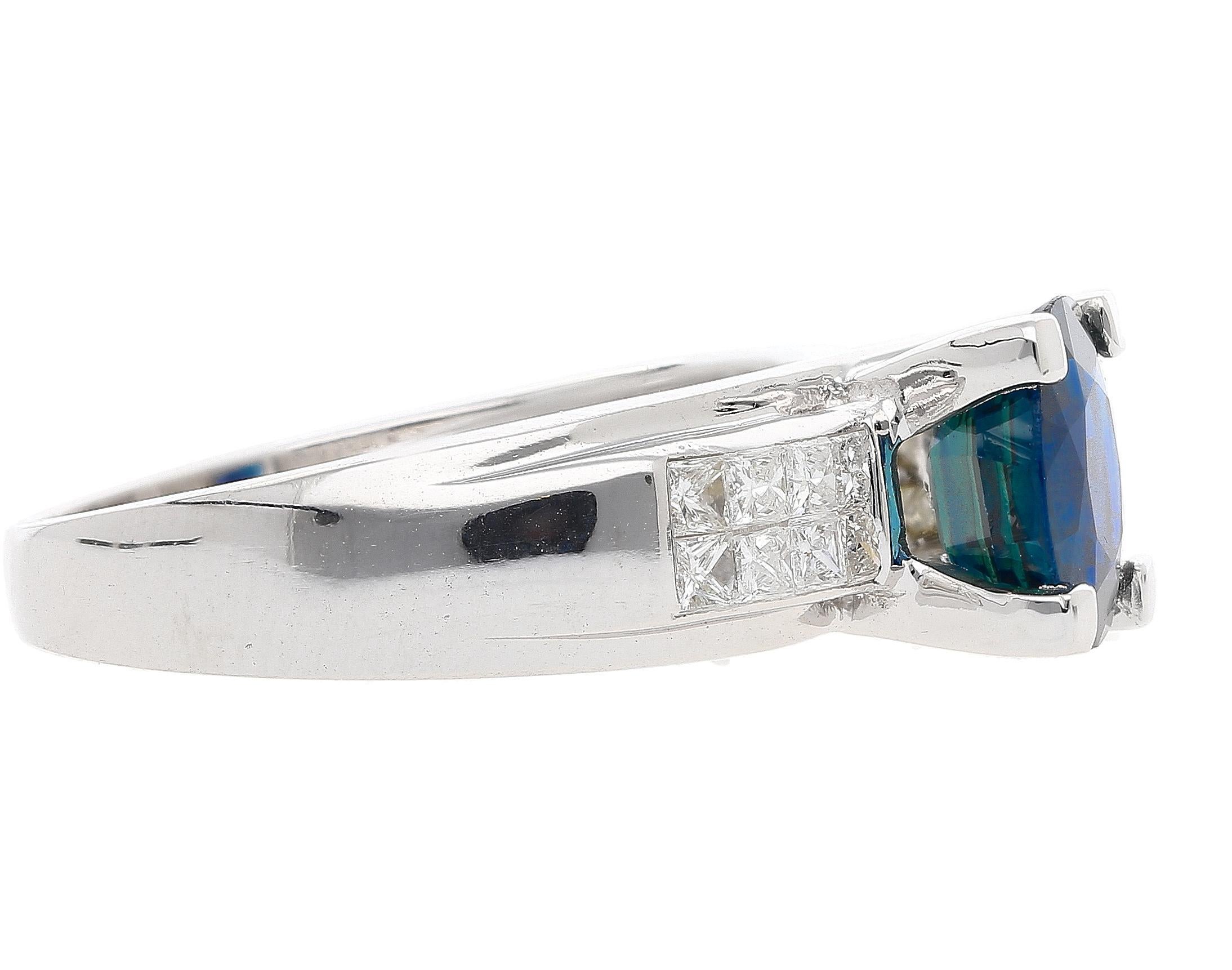14K White Gold 1.56 Carat Oval Blue Sapphire and Invisible Cluster Diamond Ring In New Condition For Sale In Miami, FL