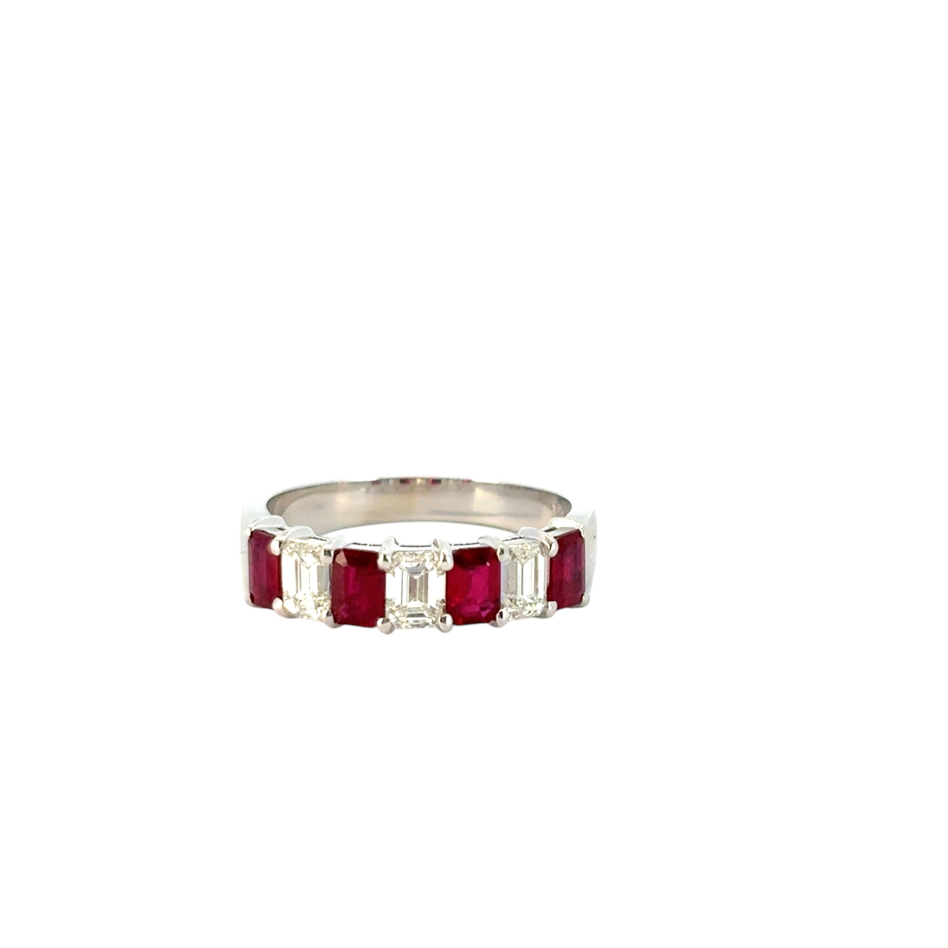 14k White Gold 1.65ct Natural Diamond Emerald and Ruby Ring For Sale 10