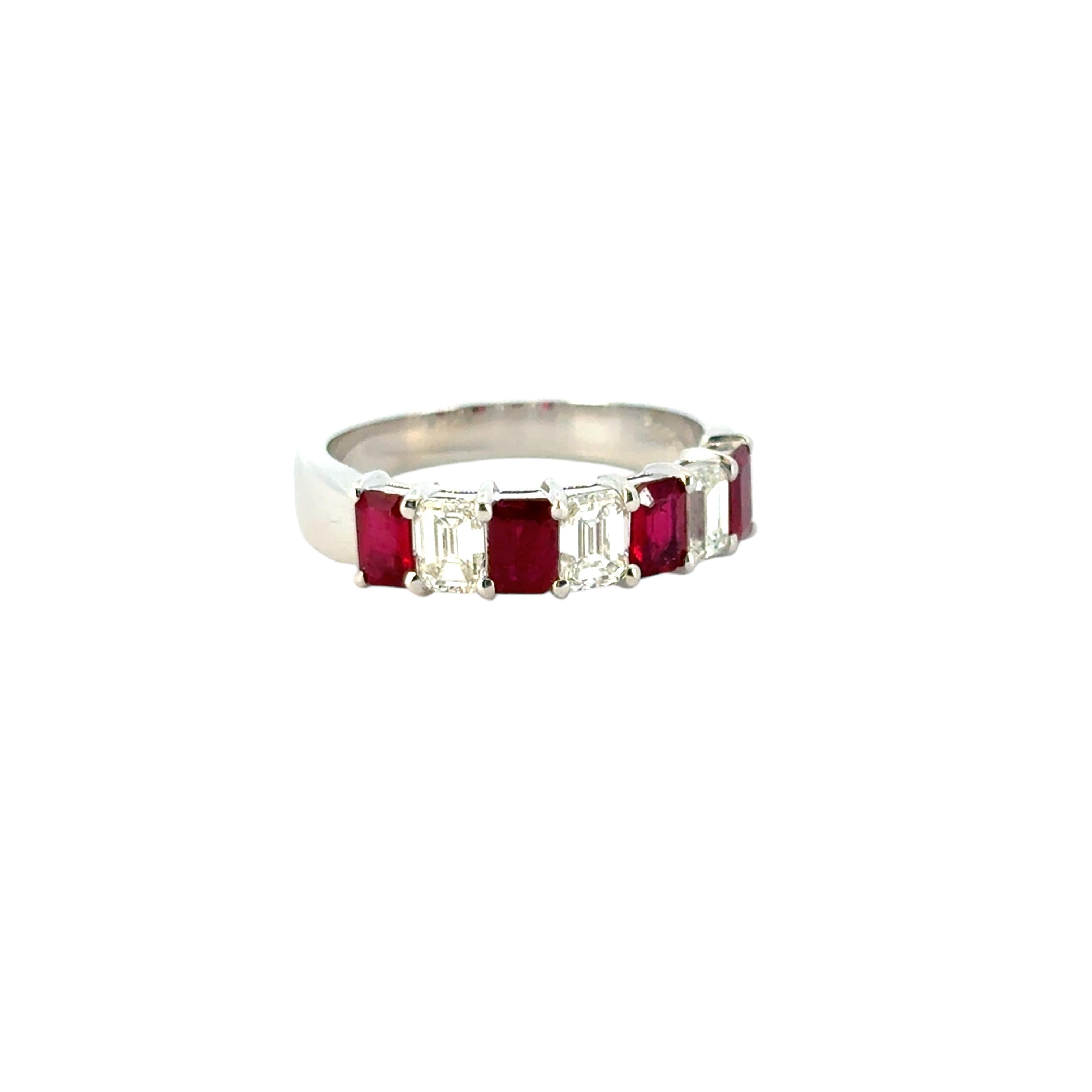 Emerald Cut 14k White Gold 1.65ct Natural Diamond Emerald and Ruby Ring For Sale