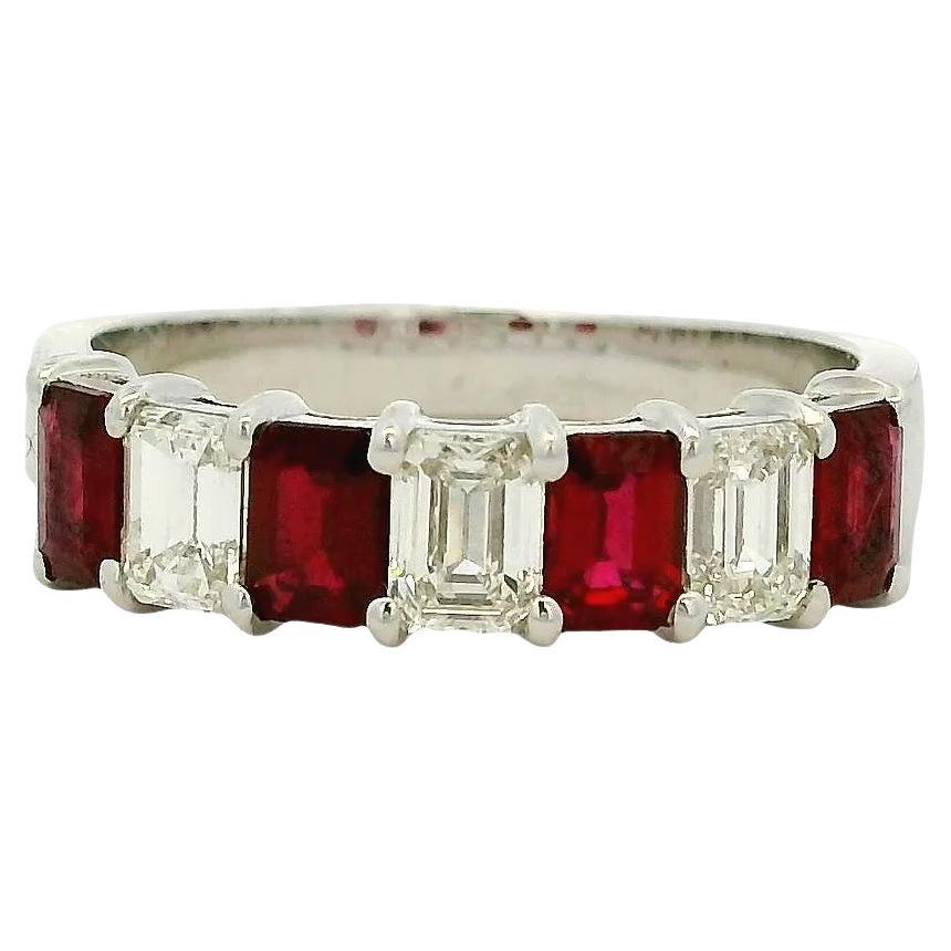 Bague en or blanc 14k 1,65ctw diamant naturel taille émeraude et rubis