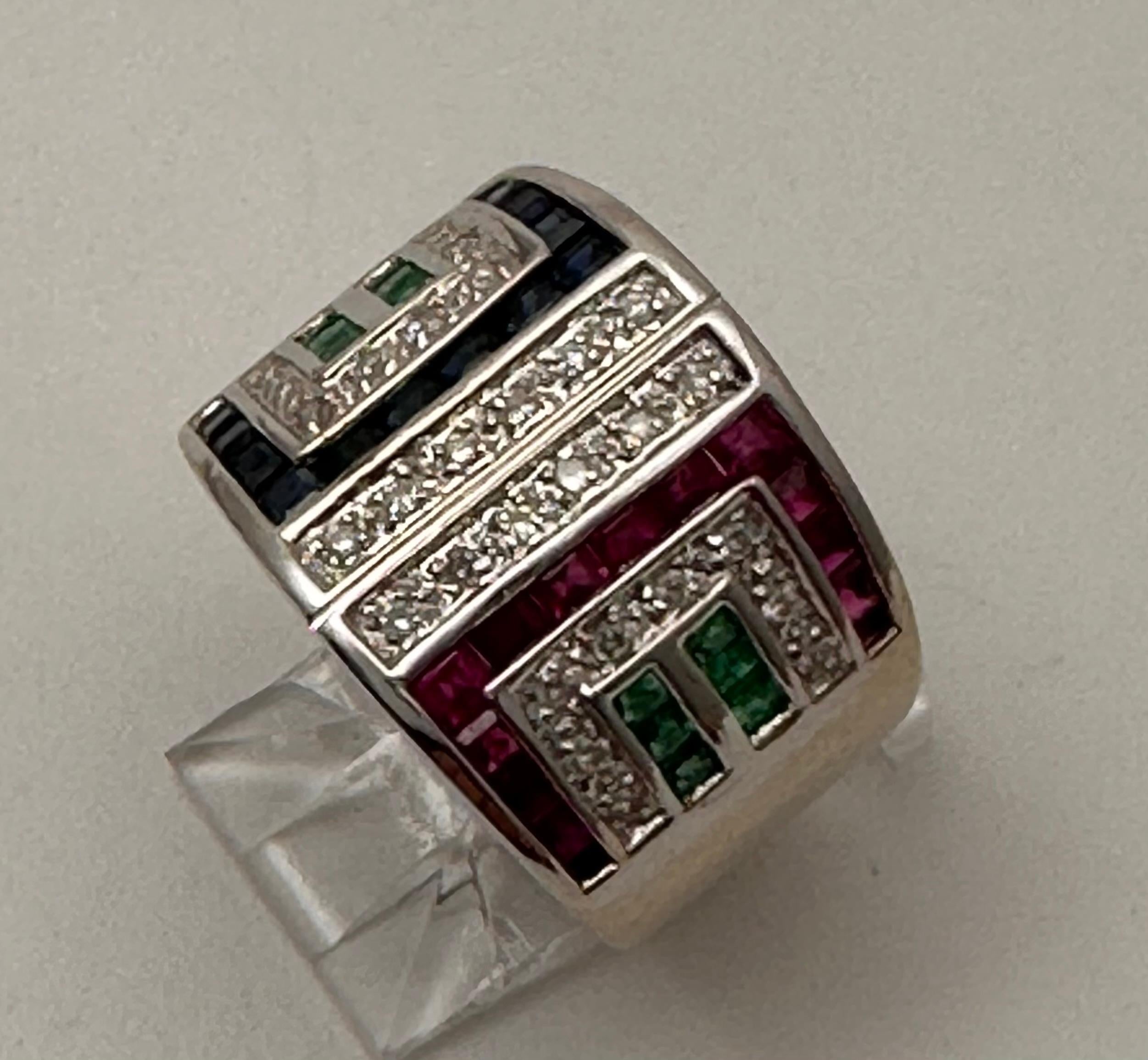 14k Weißgold 16mm breit Rubin Saphir Diamant Smaragd Ring Größe 8 (Smaragdschliff) im Angebot