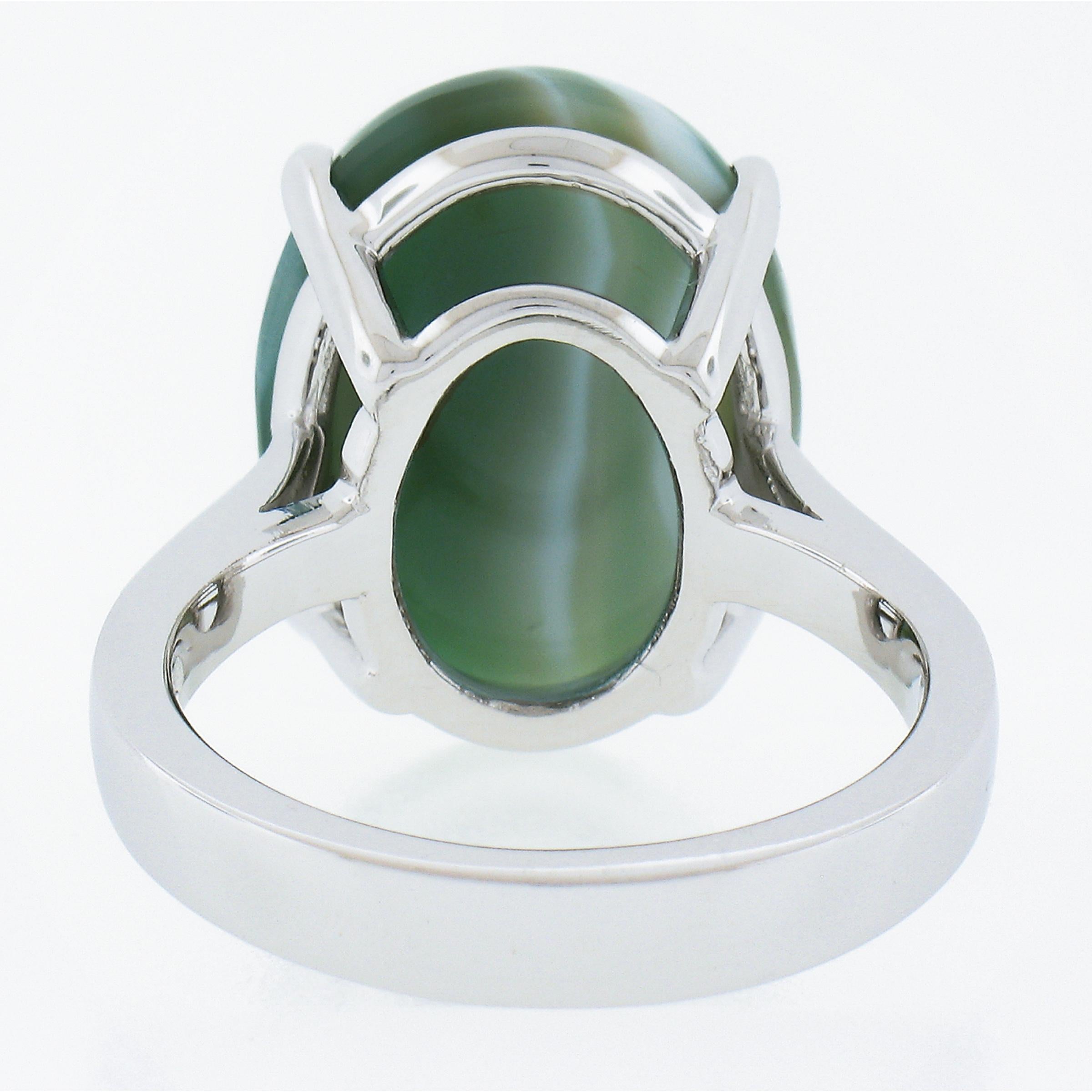 Women's 14k White Gold 18x13.2mm Oval Cabochon Prong Set Green Agate Solitaire Ring For Sale