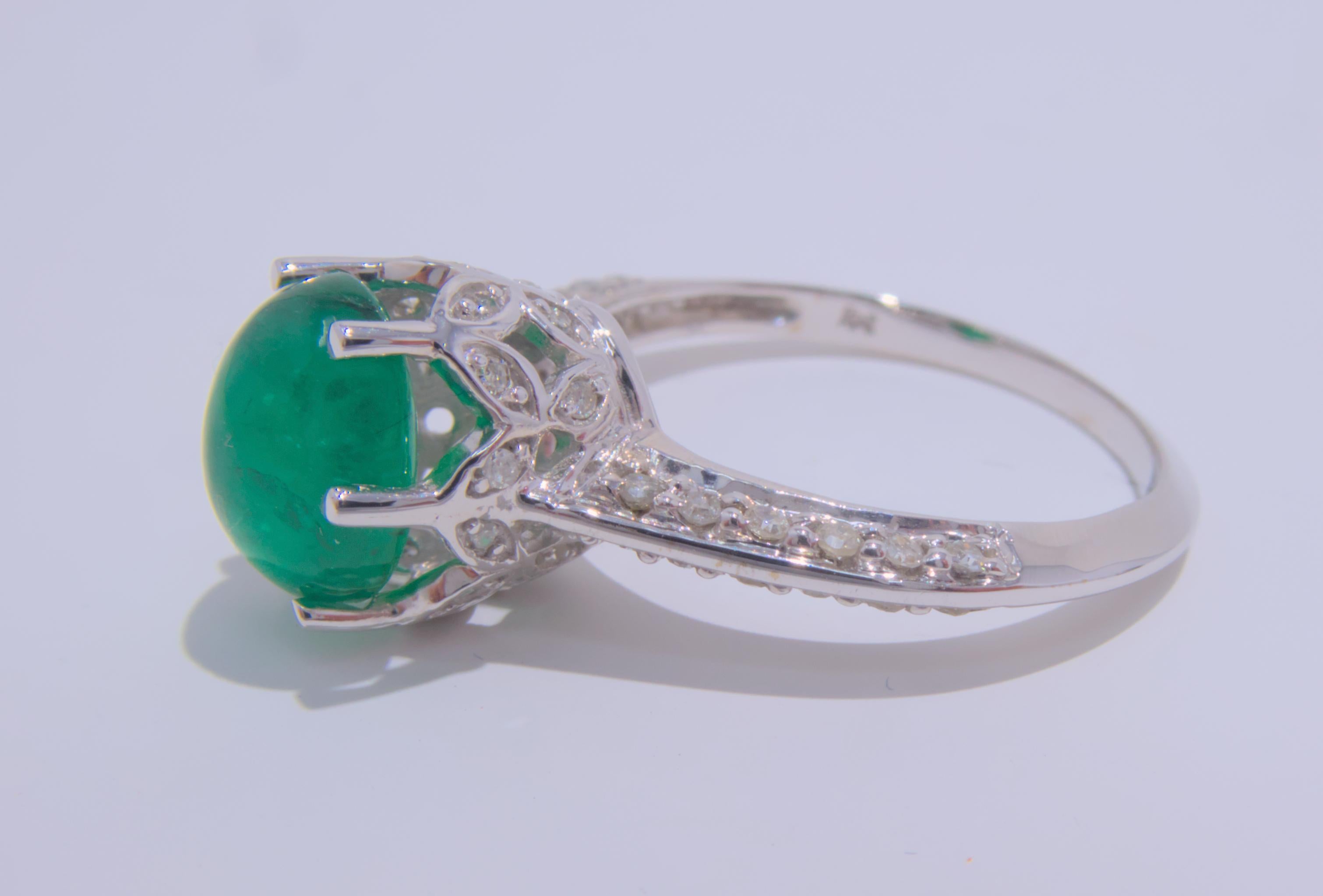 Art Deco 14K White Gold 1.90 Carat Cabochon Emerald and 0.70 Carat Diamond Ring For Sale