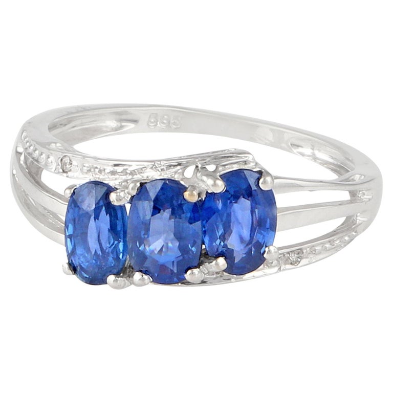 Mulitcolor (White Gold-Brown Blue) Sapphire Oval - 2.07 Ct