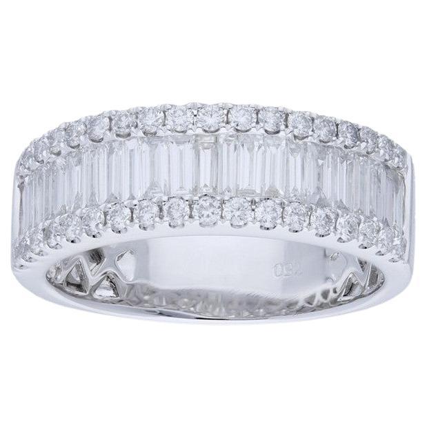 14K White Gold 1981 Classic Collection Ring with 0.1.5 Carat Diamonds For Sale