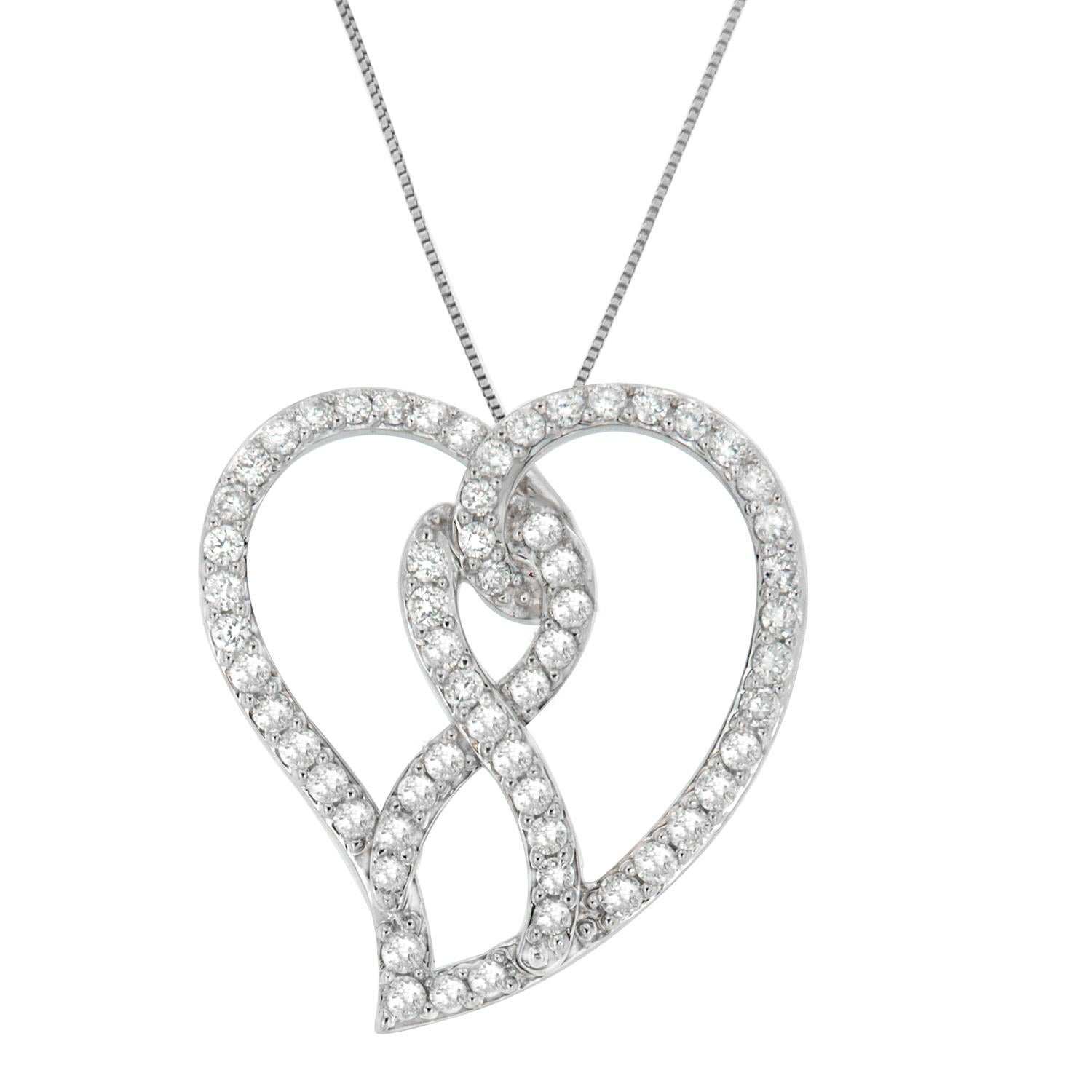 Verleihen Sie ihrem Look zum Valentinstag mit diesem schönen Herz-Anhänger neuen Glanz. Er ist aus 14-karätigem Weißgold gefertigt und verfügt über einen Bandakzent in der Mitte. Dieses raffinierte und doch schillernde Ornament ist mit einem