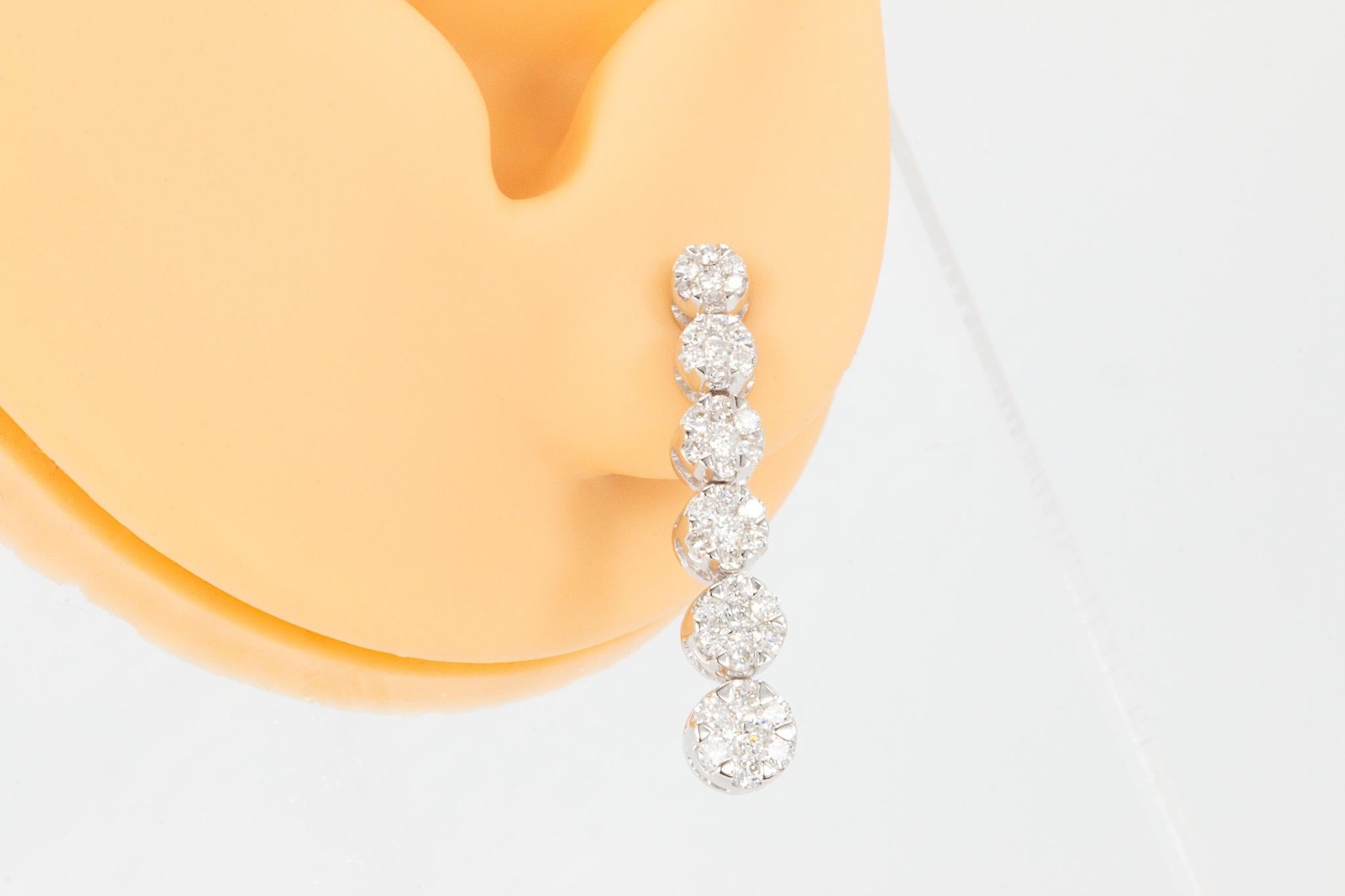 14k Weißgold 1ctw Diamant-Tropfen-Ohrringe Damen im Angebot