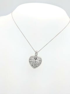 14 Karat White Gold 1 Carat Diamond Heart Pendant Necklace