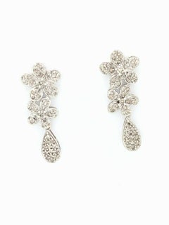 14 Karat White Gold 1 Carat Flower Cluster Dangle Diamond Earrings