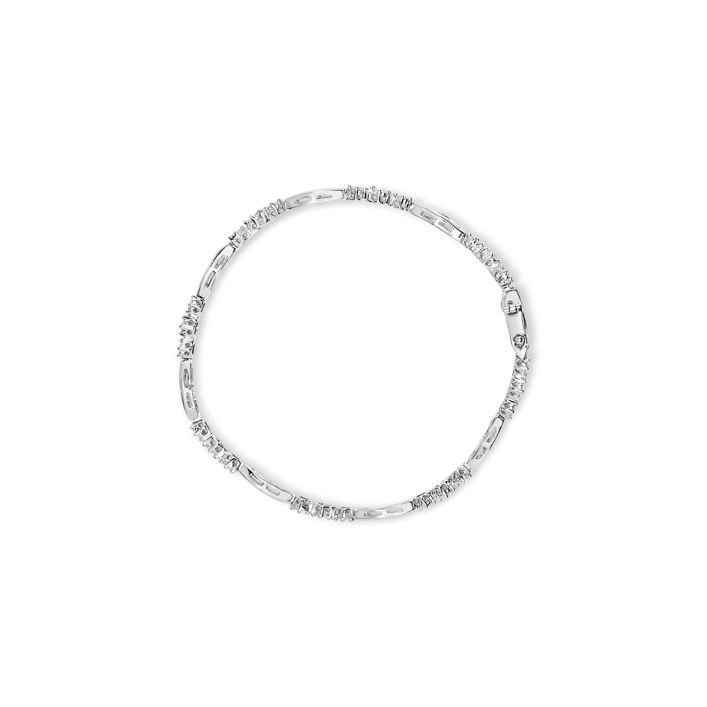 Moderno Bracciale A Link in oro bianco 14K con 2 1/2ct diamanti alternati a grappolo floreale e ovale in vendita
