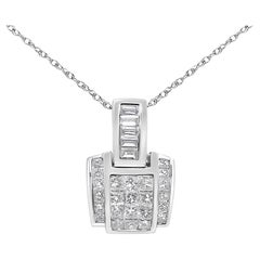 Collier en or blanc 14K avec pendentif en forme de balle en diamant 2 1/5 Cttw - NON INCLUANT LA CHAÎNE