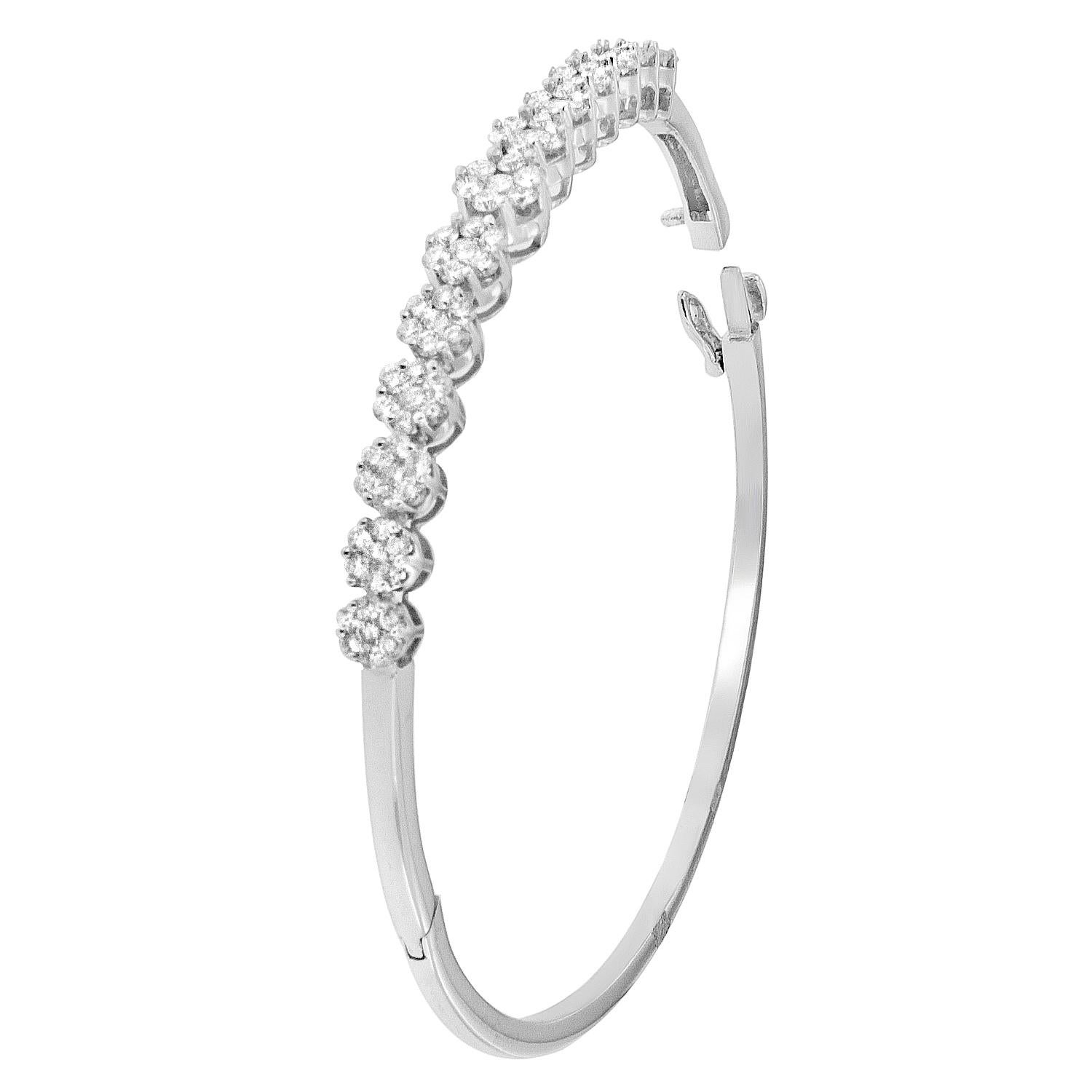 Contemporary 14k White Gold 2 5/8 Carat Diamond Floral Cluster Bangle Bracelet For Sale