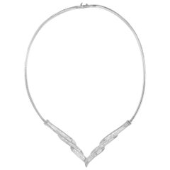 14k White Gold 2 ct. TDW Diamond 'V' Shape Necklace 'I-J, SI2-I1'