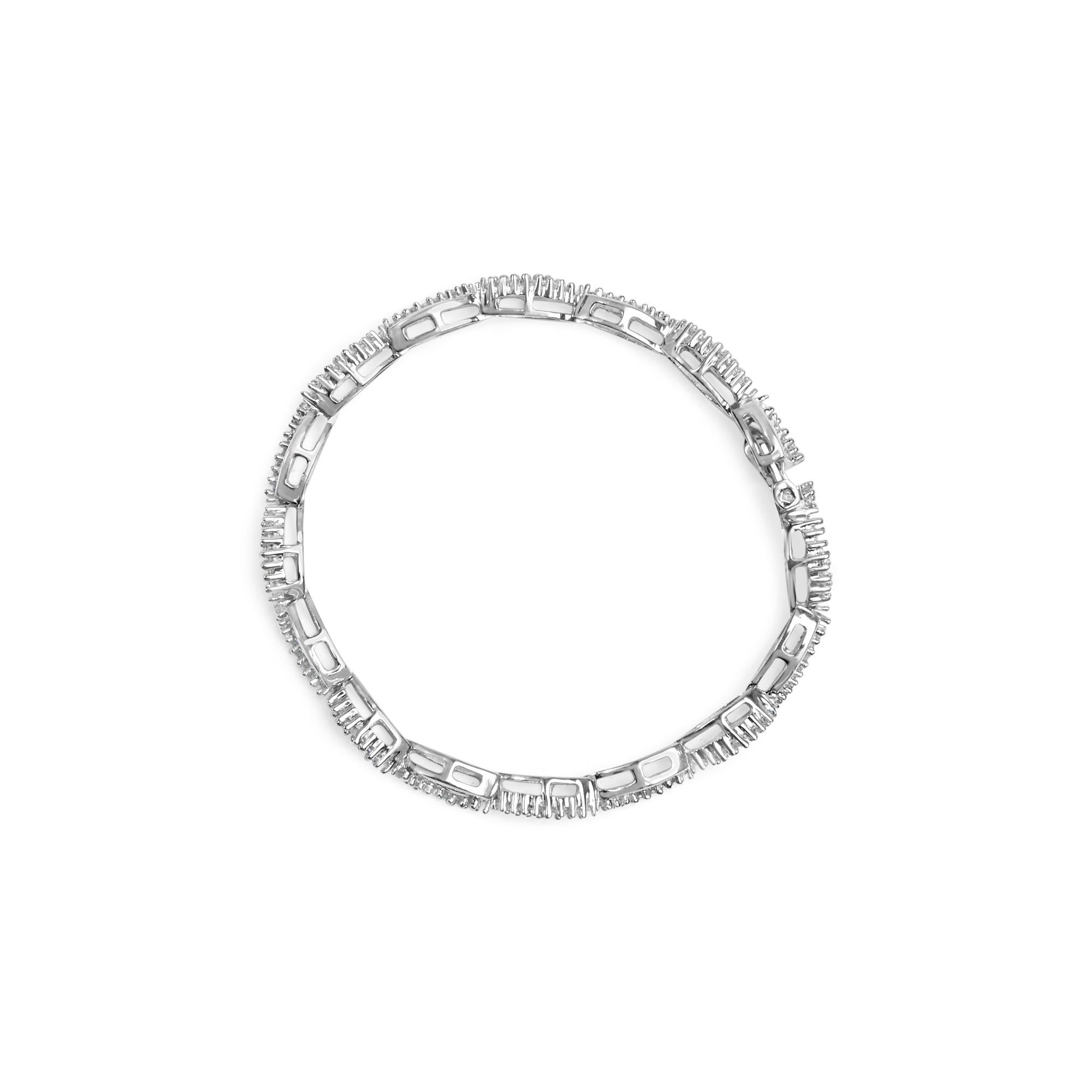 Modern 14K White Gold 2.00 Carat Diamond Swirl and Pear Shape Link Bracelet For Sale