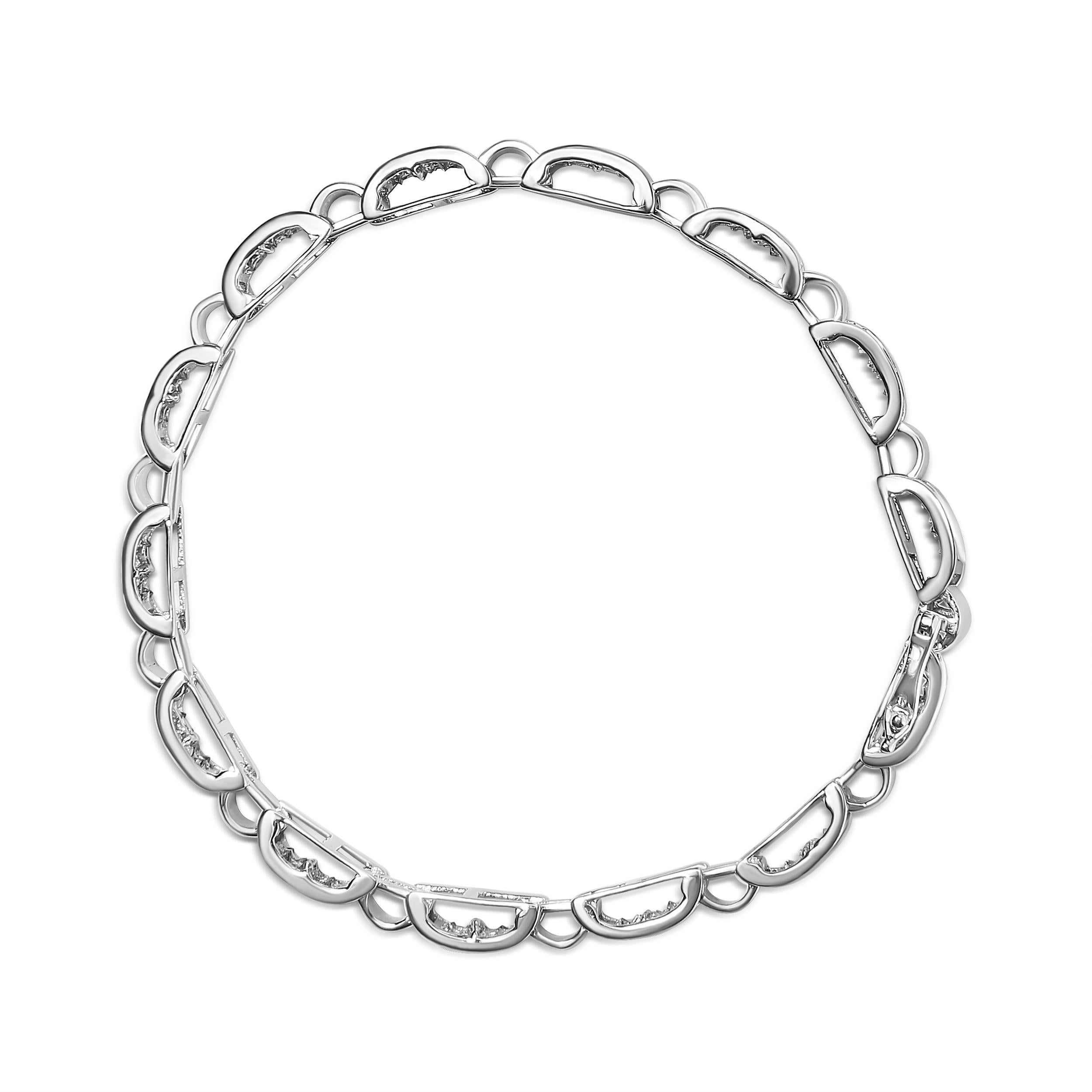 Moderne Bracelet à maillons invisible en or blanc 14 carats avec diamants princesses de 2,00 carats en vente
