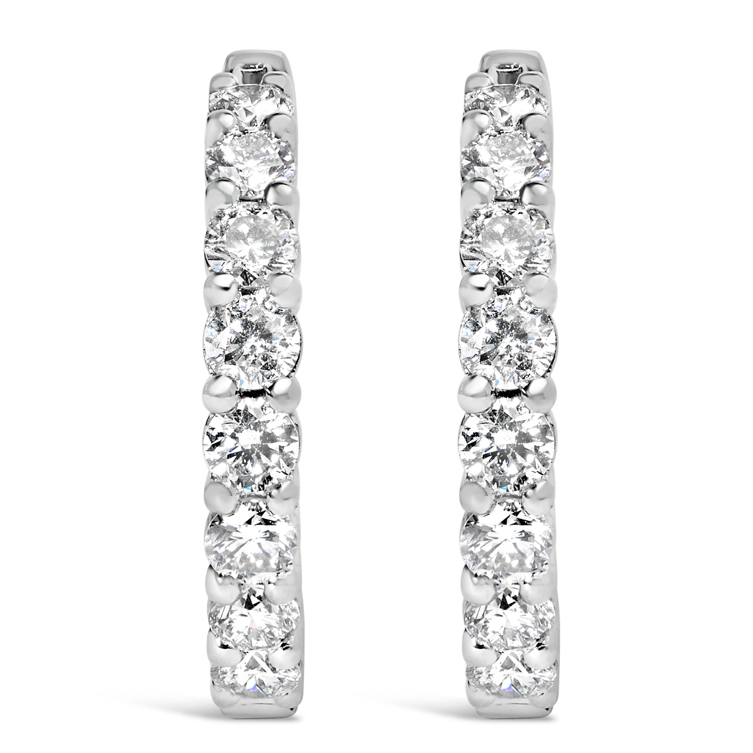 14K Weißgold 2,00 Cttw Shared Prong Set Diamant Inside Out Creolen (Moderne)