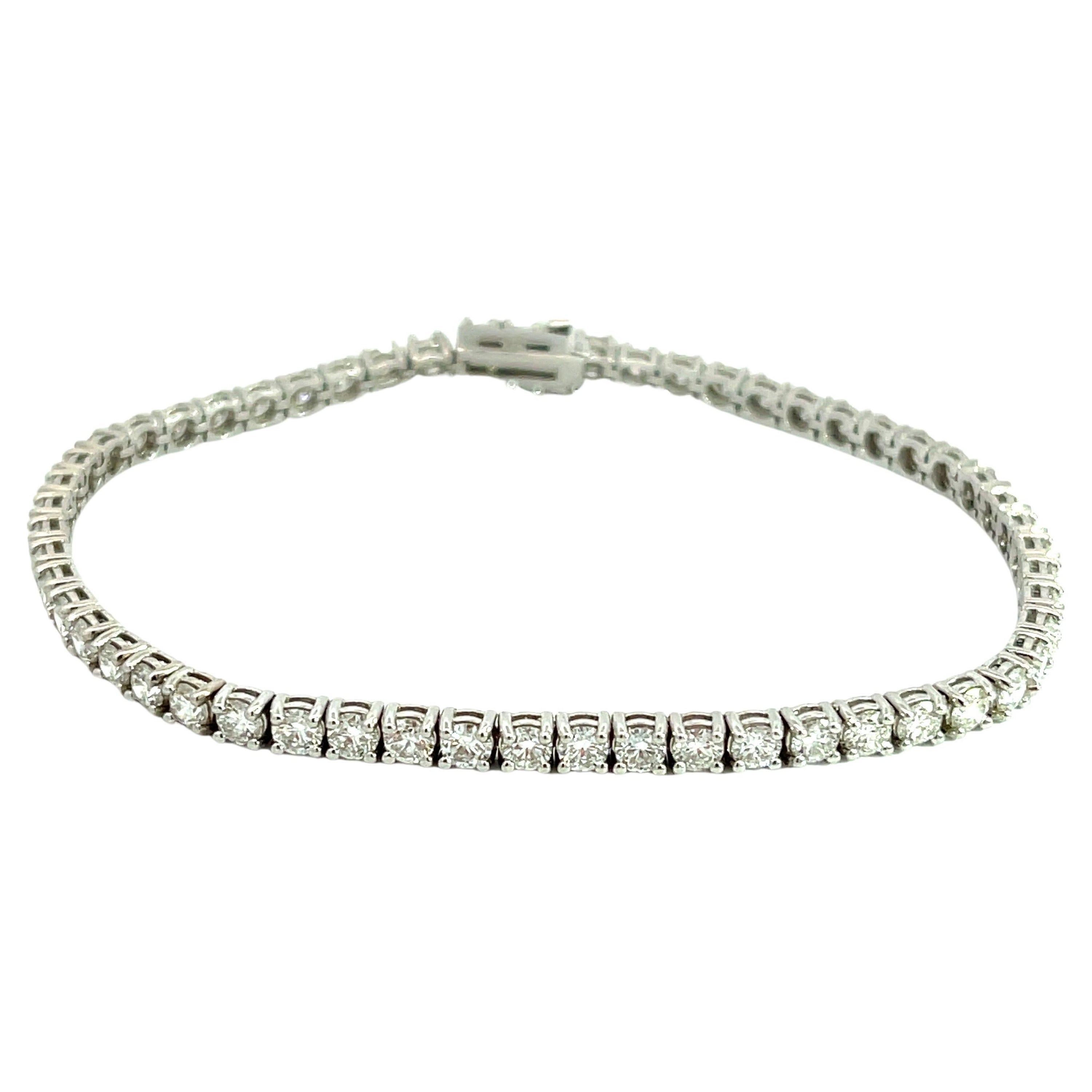 14 Karat Weißgold 2,00 Karat Diamant-Tennisarmband im Angebot