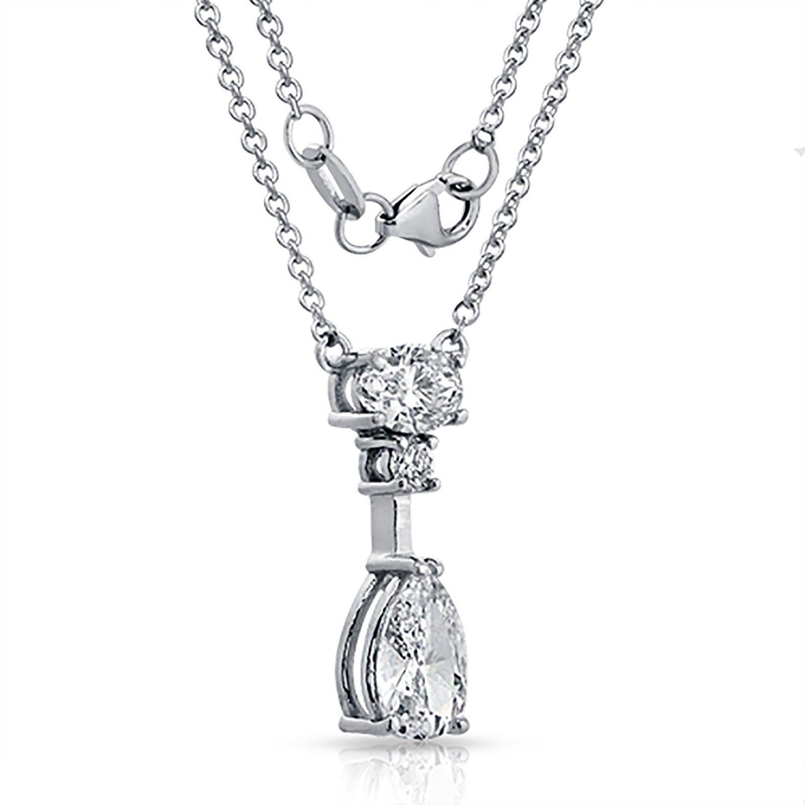 14 Karat White Gold 2.01 Carat Diamonds Tear Drop Necklace In New Condition For Sale In Los Angeles, CA