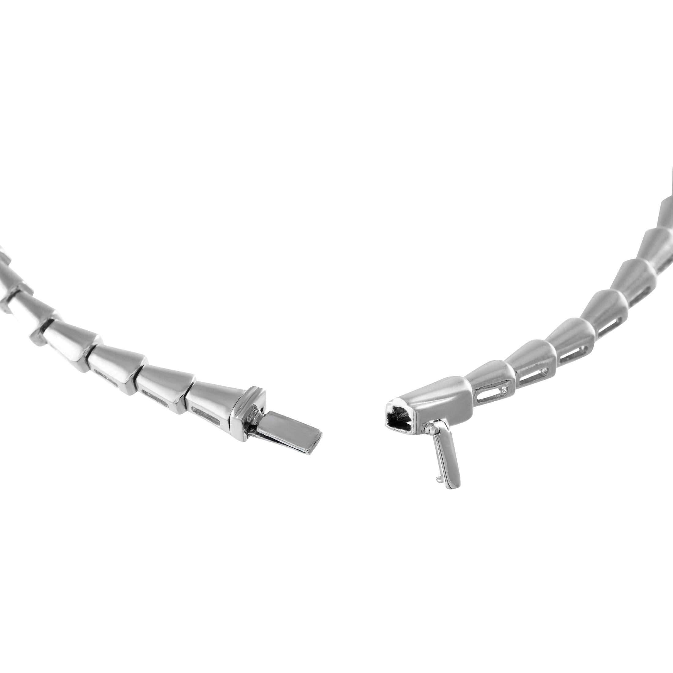 Taglio rotondo Collana in oro bianco 14K con 2,01ct di diamanti in vendita