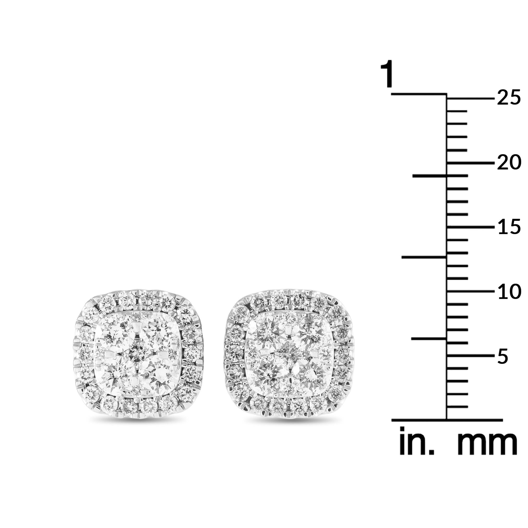 Round Cut 14K White Gold 2.0ct Diamond Earrings For Sale