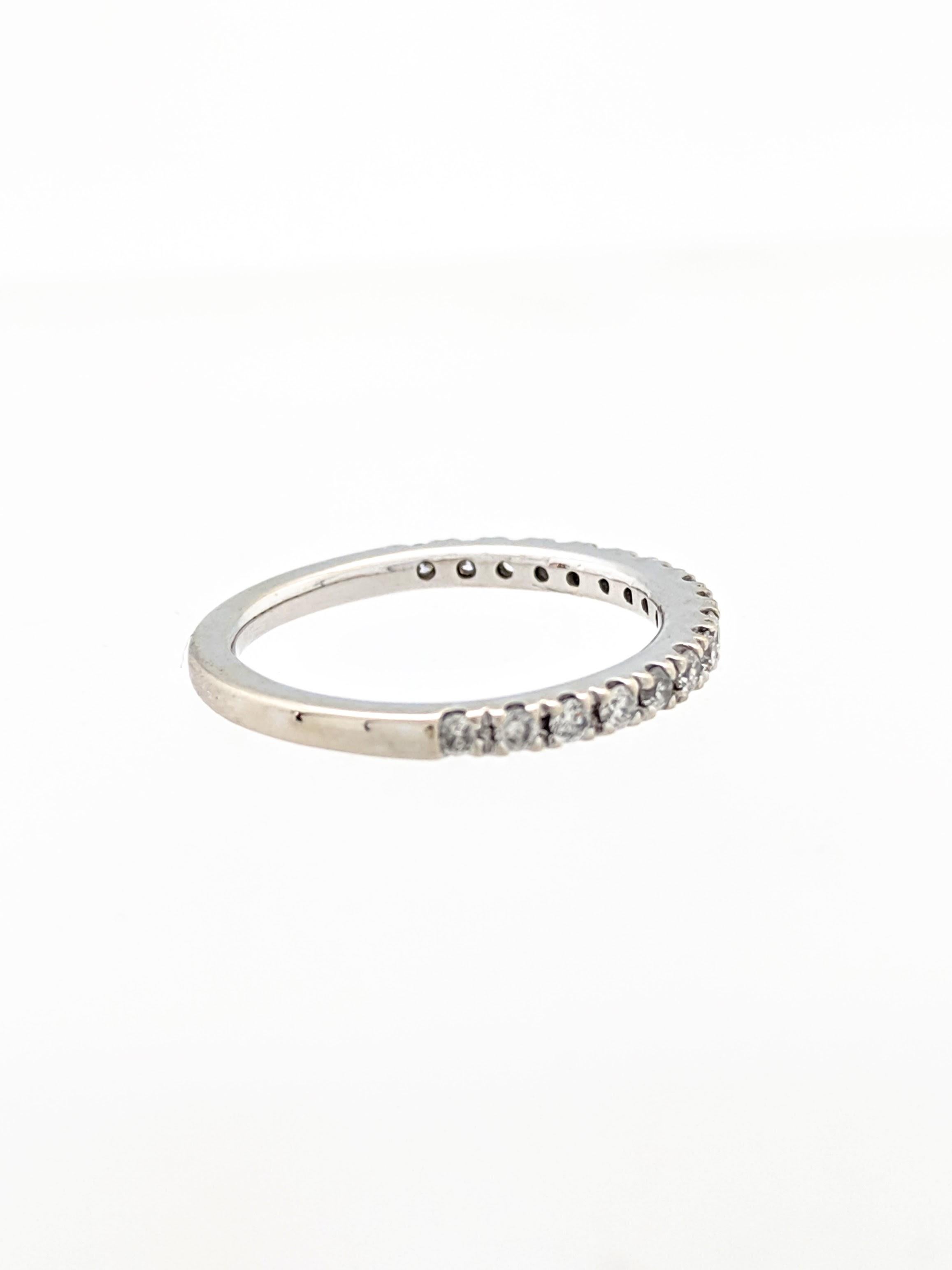 14 Karat White Gold .20 Carat Diamond Stackable Anniversary Wedding Band Ring 1
