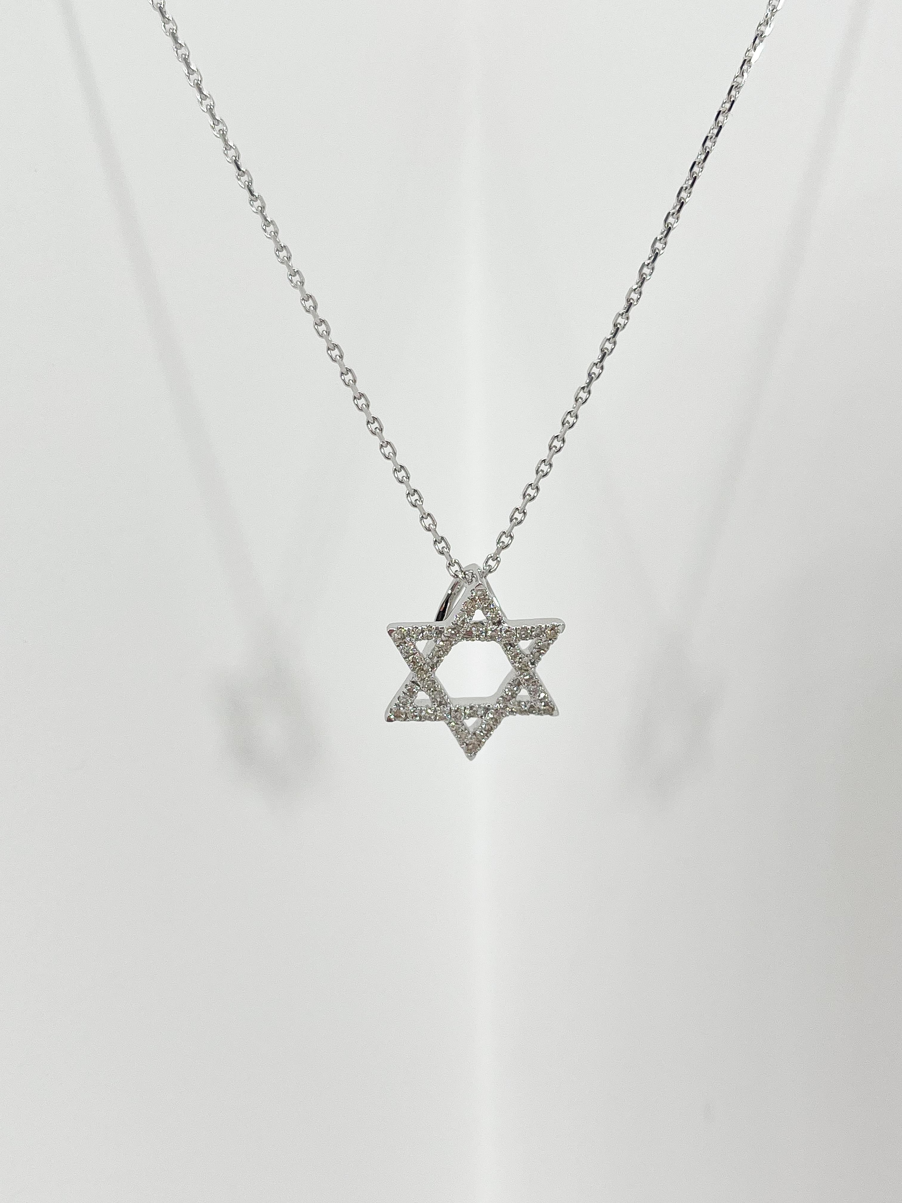 Round Cut 14K White Gold .21 CTW Diamond Star of David Pendant Necklace For Sale