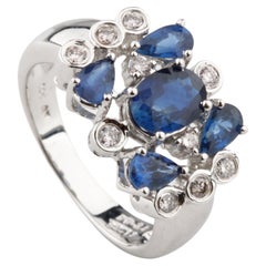 Bague en or blanc 14 carats, saphir bleu 2,12 carats et diamants 0,22 carat, taille 7,75
