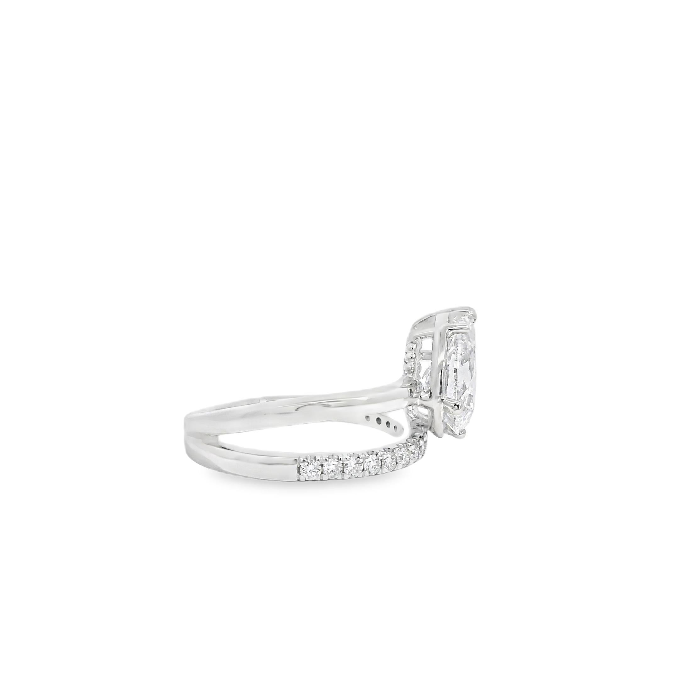 Anillo de compromiso de oro blanco de 14k con diamantes certificados GIA de 2,19 ct en venta 12