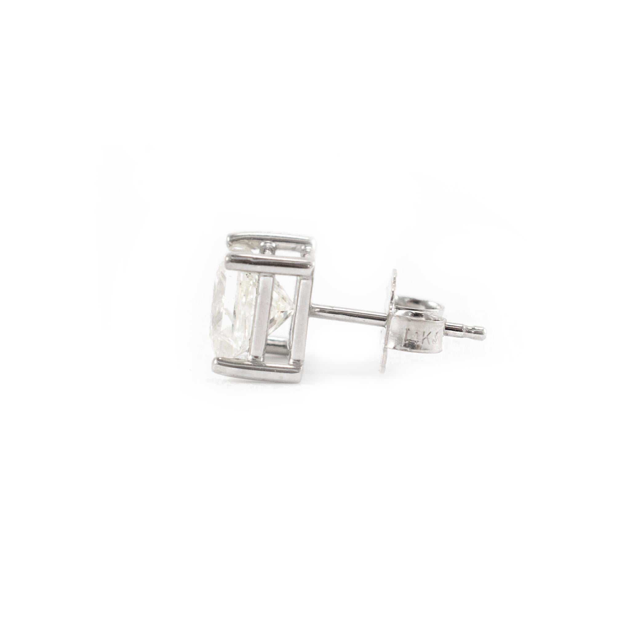 Women's 14K White Gold 2.20ct Princess Cut Diamond Push Back Stud Earrings For Sale