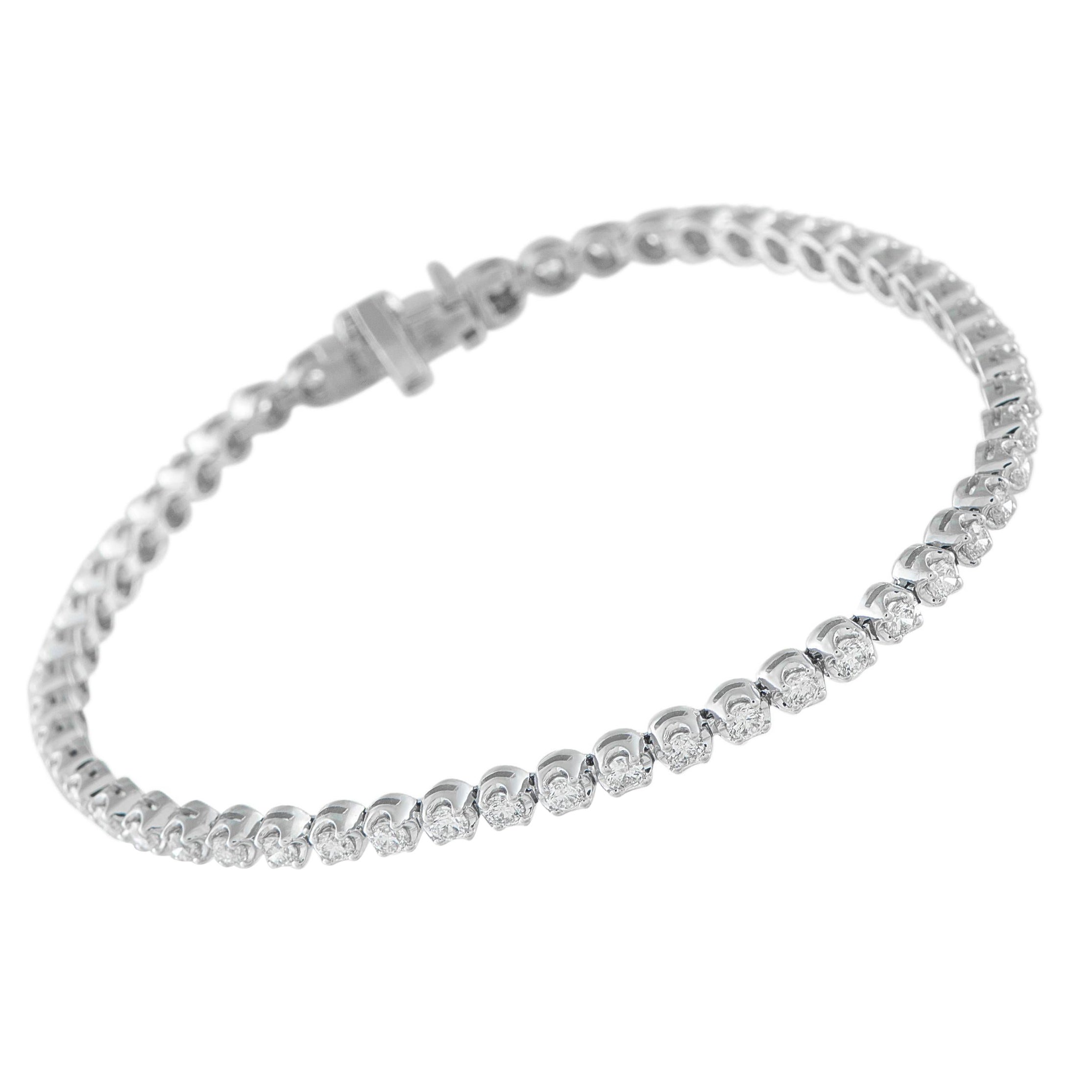Pulsera de tenis de oro blanco de 14 quilates con diamantes de 2,38 ct MF18-111325