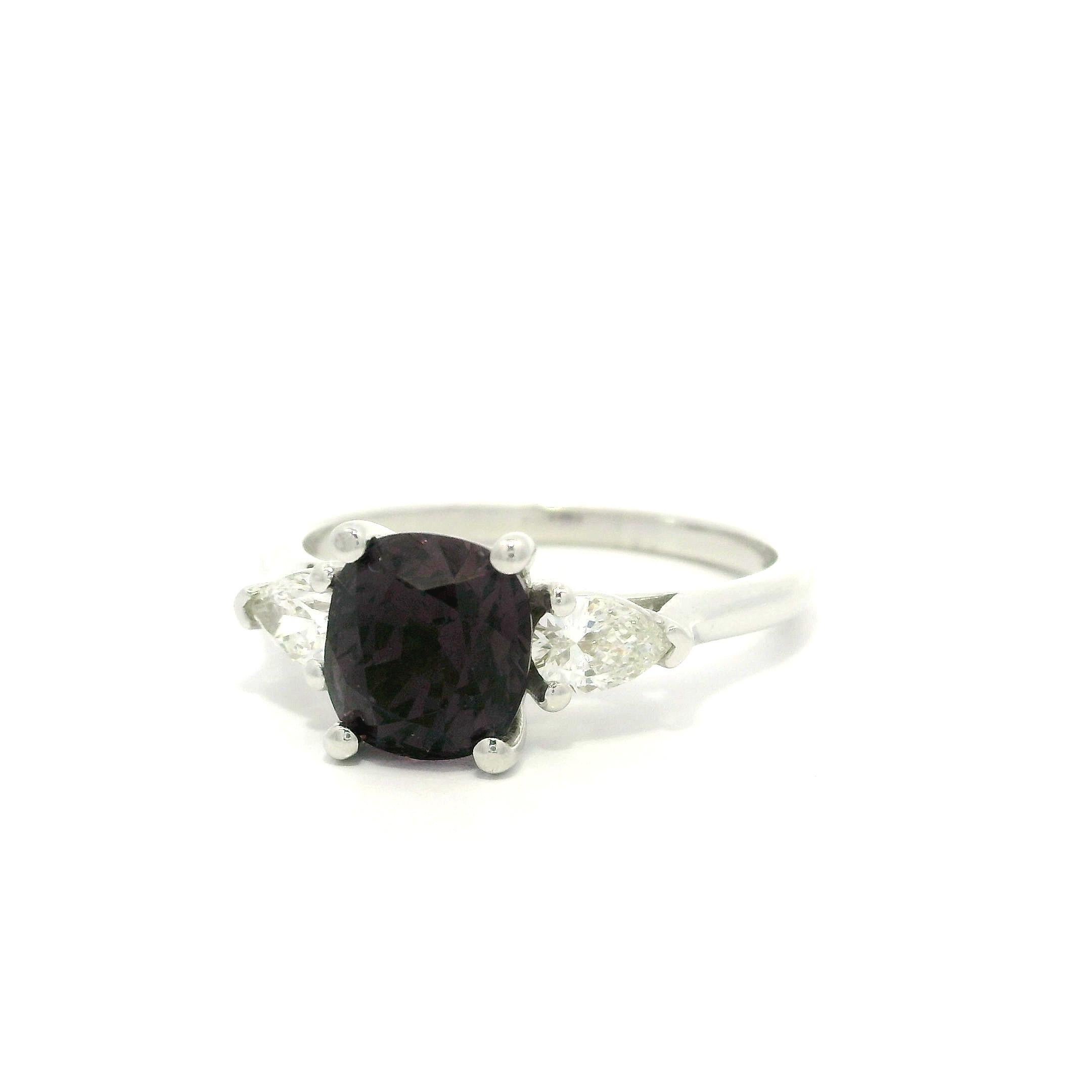 14k White Gold 2.44ctw GIA Pinkish Purple Cushion Spinel Pear Diamond Sides Ring For Sale 4
