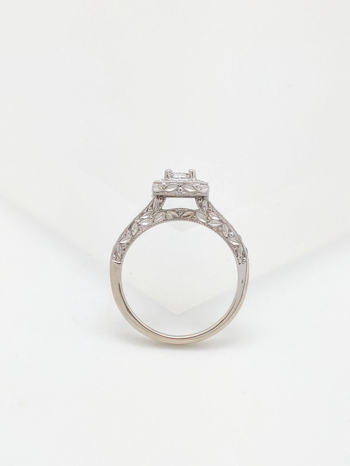 Contemporary 14 Karat White Gold .24 Carat Princess Cut Diamond Halo Engagement Ring SI2/H