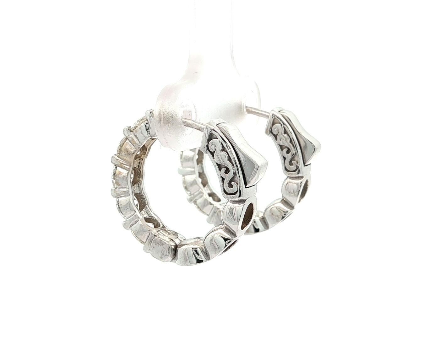 Orecchini a cerchio Huggie Push in oro bianco 14k 2,4ctw F VS Diamond 18mm Fancy 5 Stones in vendita 6