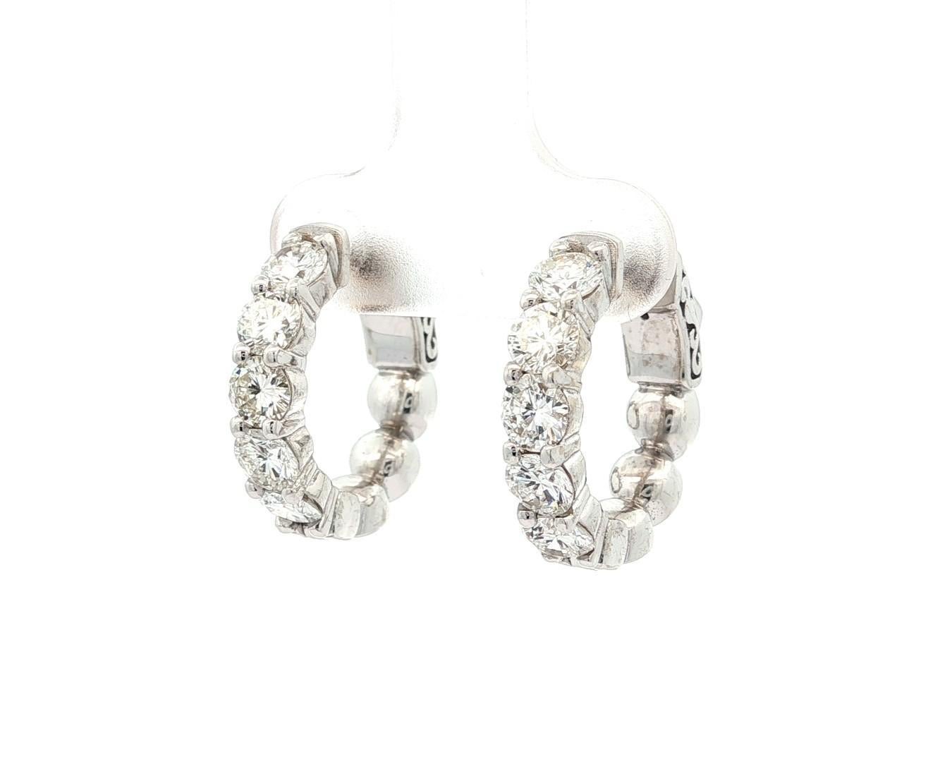 Orecchini a cerchio Huggie Push in oro bianco 14k 2,4ctw F VS Diamond 18mm Fancy 5 Stones in vendita 7