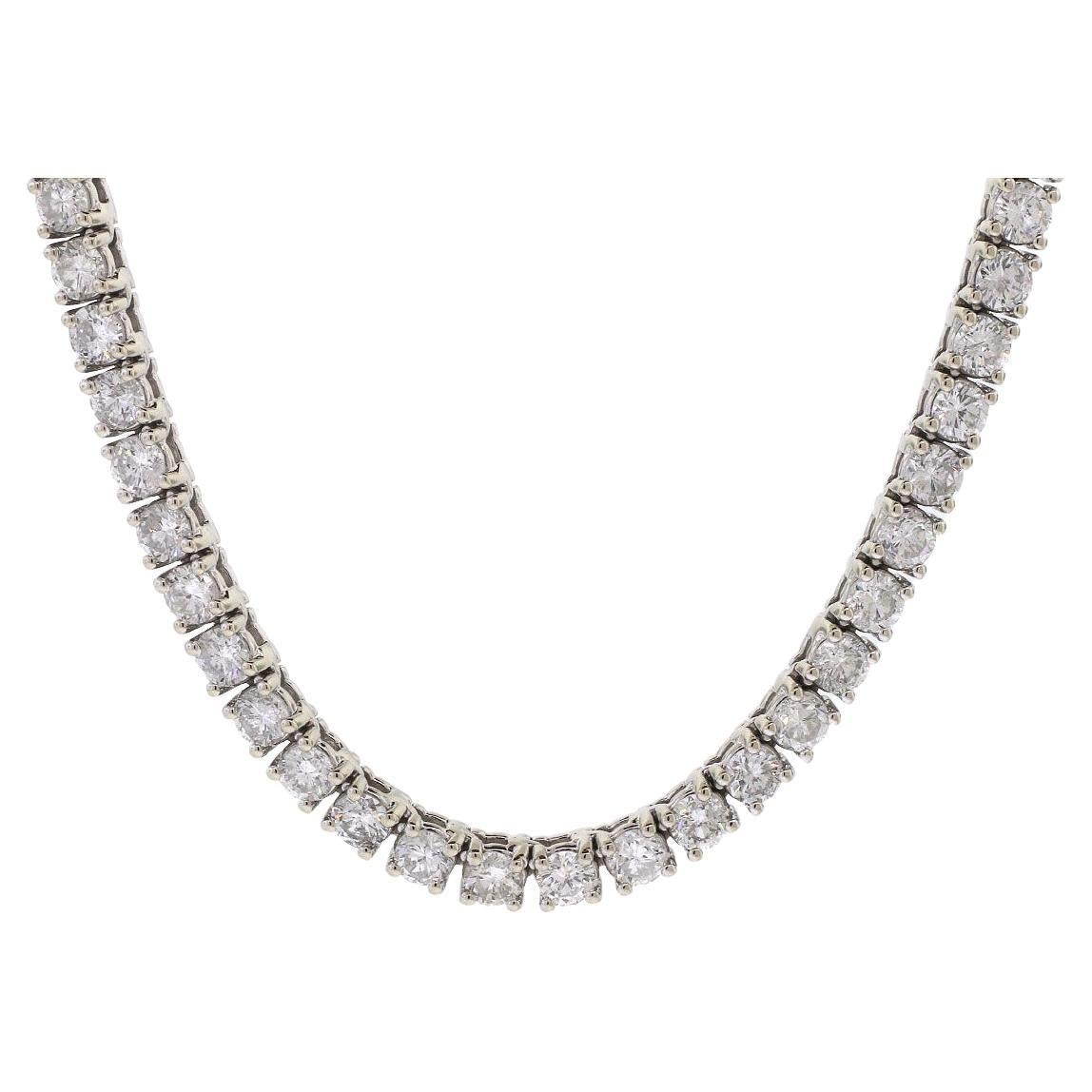 14k White Gold 24ctw Round Cut Diamond Tennis Necklace For Sale