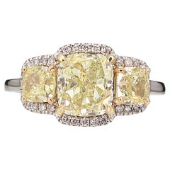 Bague de fiançailles i15382 en or blanc 14 carats avec diamant jaune fantaisie naturel de 2,58 carats