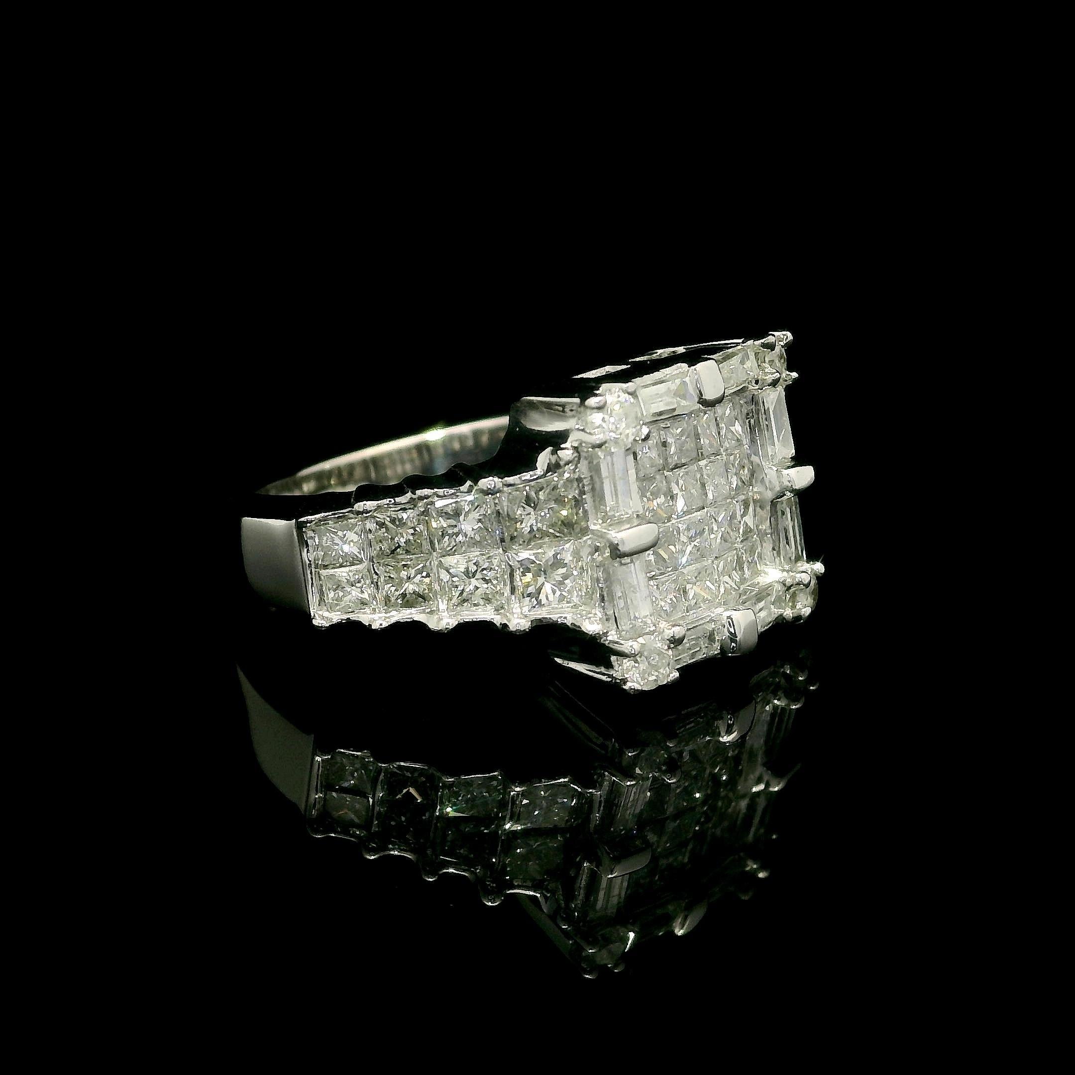 14k Weißgold 2,65ctw Prinzessin Baguette & Runde Diamant Substantielle Ring (Baguetteschliff) im Angebot