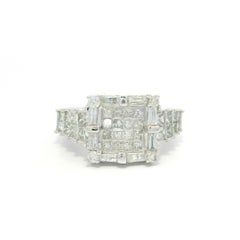 Anello sostanziale in oro bianco 14k da 2,65 carati con diamanti tondi e a forma di baguette