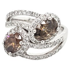 14k White Gold 2.79ct Fancy Oval-cut and Round Natural Diamond Ring (Size 6.5)
